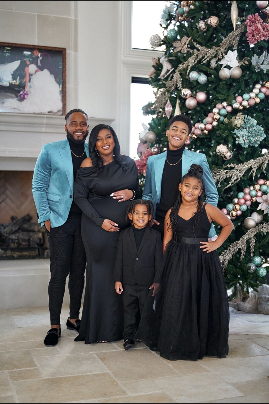 Family holiday photo inspo. Can never go wrong with black and a pop of color! 

#LTKStyleTip #LTKFindsUnder50 #LTKFamily