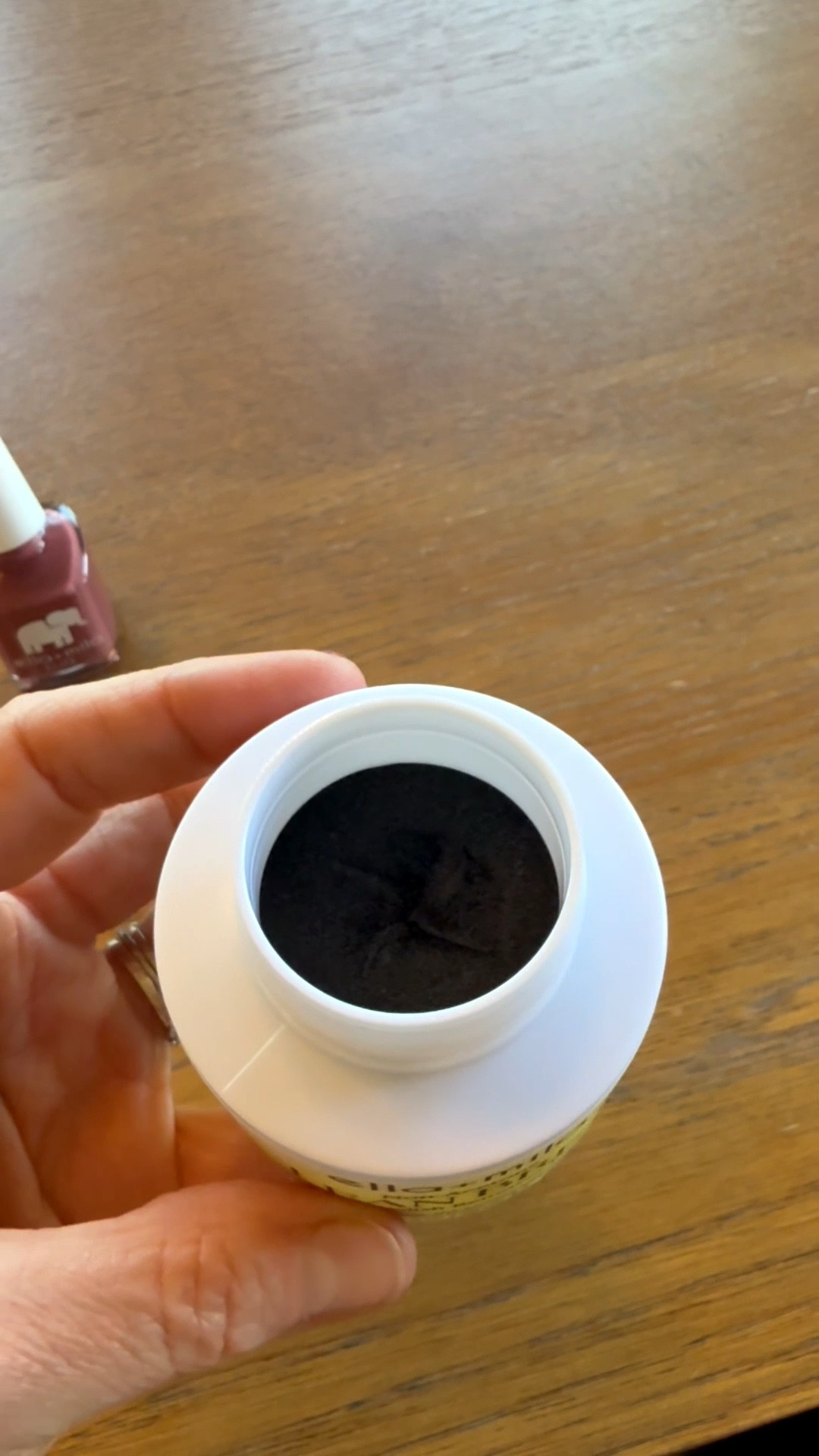 Nail care, but make it cleaner 💅✨ I’ve been loving using the Clean Break remover as part of my at-home nail routine — it makes taking off old polish so easy without the harsh acetone smell or drying effect. I love that it helps nourish nails during removal instead of leaving them feeling brittle.

The mess-free remover pot is so convenient (no cotton pads needed 🙌), travel-friendly, and perfect for quick polish changes or refreshing nails mid-week.

🤍 Paired with clean nail care and polish, it’s become such a simple little self-care ritual.

#ellamila #ellamilapartner #ad #cleannails #nailcareroutine

#LTKdayinmylife #LTKselfcare #LTKmomlife
