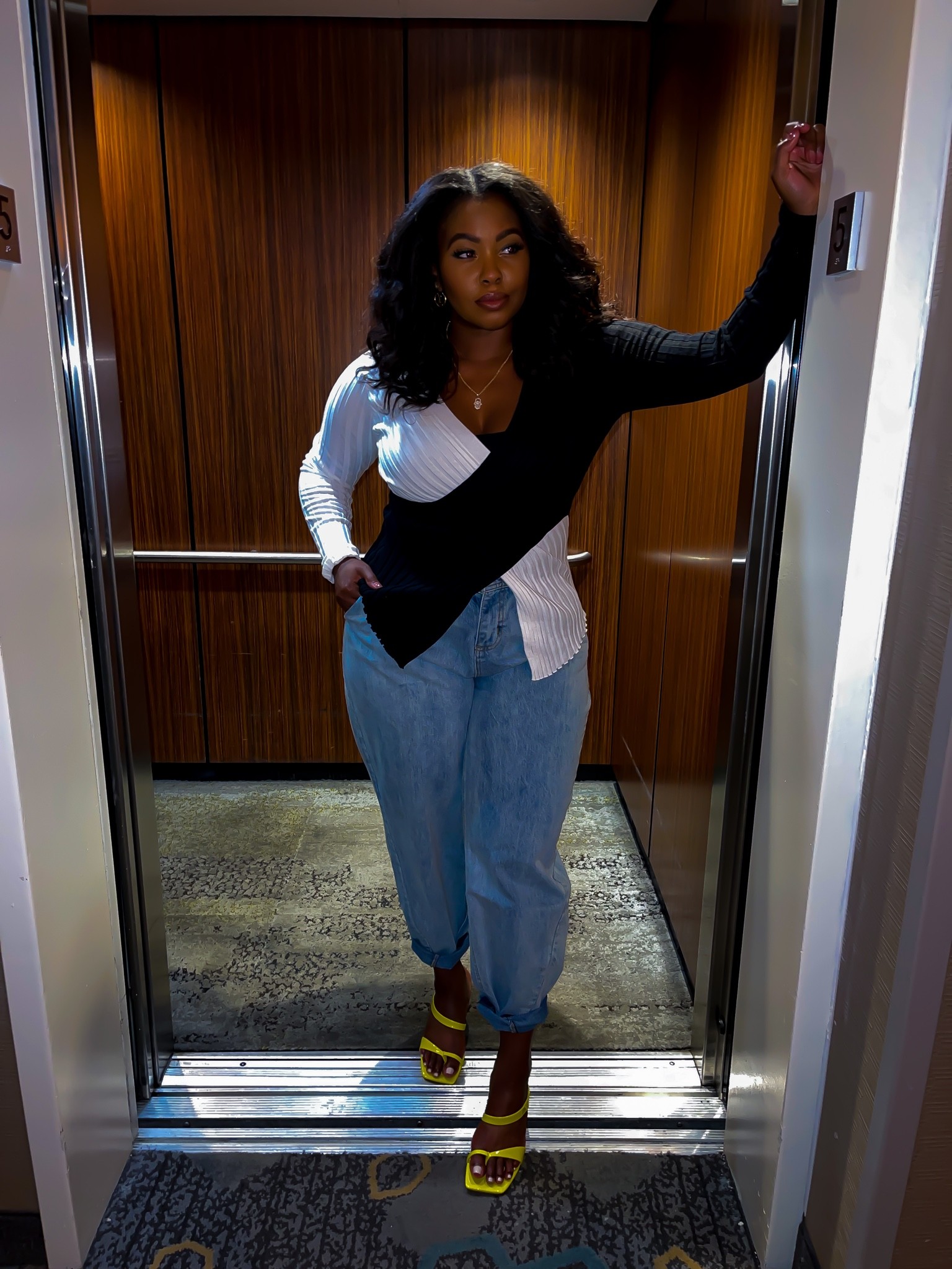 Sweater weather courtesy of Rosewe. Check out some of my fave sweaters from them. I’m wearing this in a Large 

#LTKSeasonal #LTKstyletip #LTKcurves