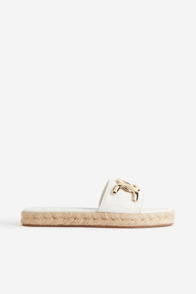 Mules estilo alpargata | H&M (FR, IT, ES, PT, BE)