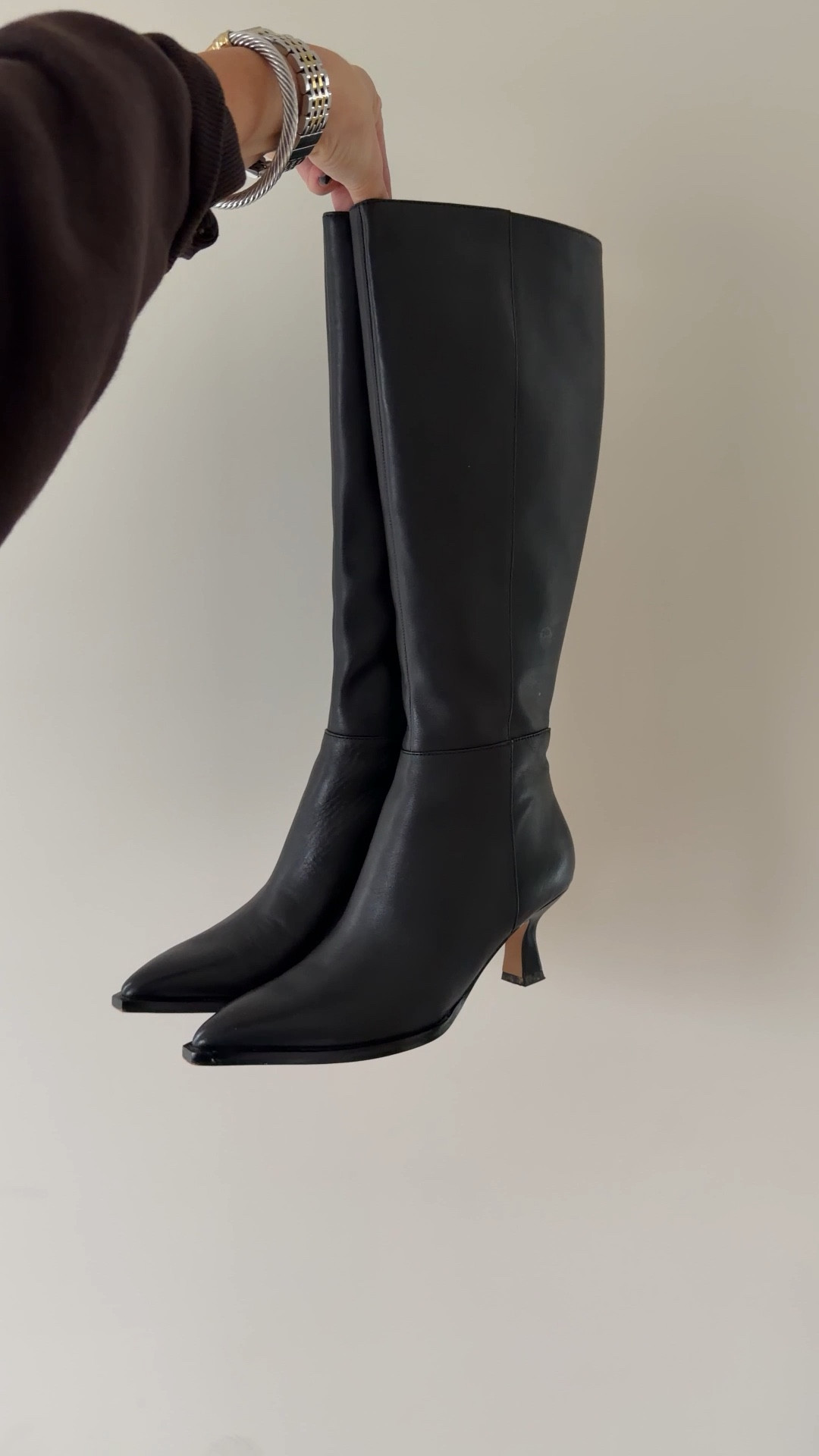 Dolce vita boots. Linked these and also similar pair from dolce vita that are more than half the price! Xx 

Gift for her 



#LTKGiftGuide #LTKSeasonal #LTKHoliday