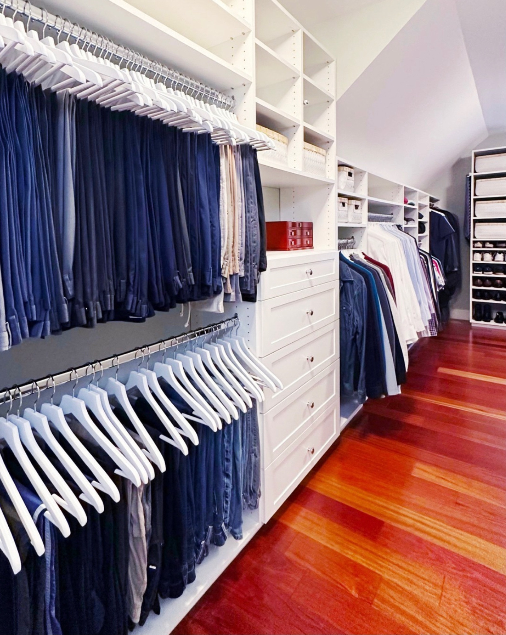 Does your closet stress you out? It doesn’t have to! Make sure it’s filled with pieces you love and make you feel good. Add in a little organization and say hello to a stress-free zone! 

#LTKfamily #LTKhome
