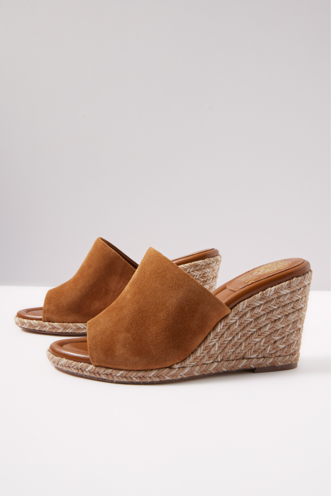 Fayla Wedge | Evereve