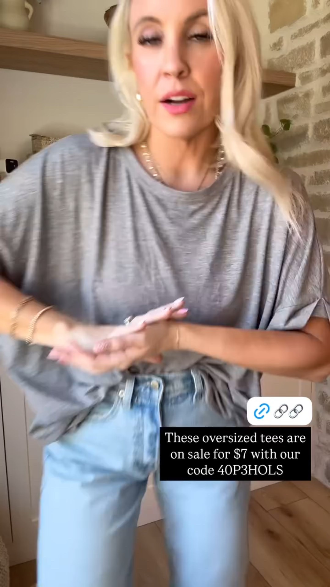 These oversized tees are the best! 

#LTKFindsUnder50 #LTKFindsUnder100 #LTKootd