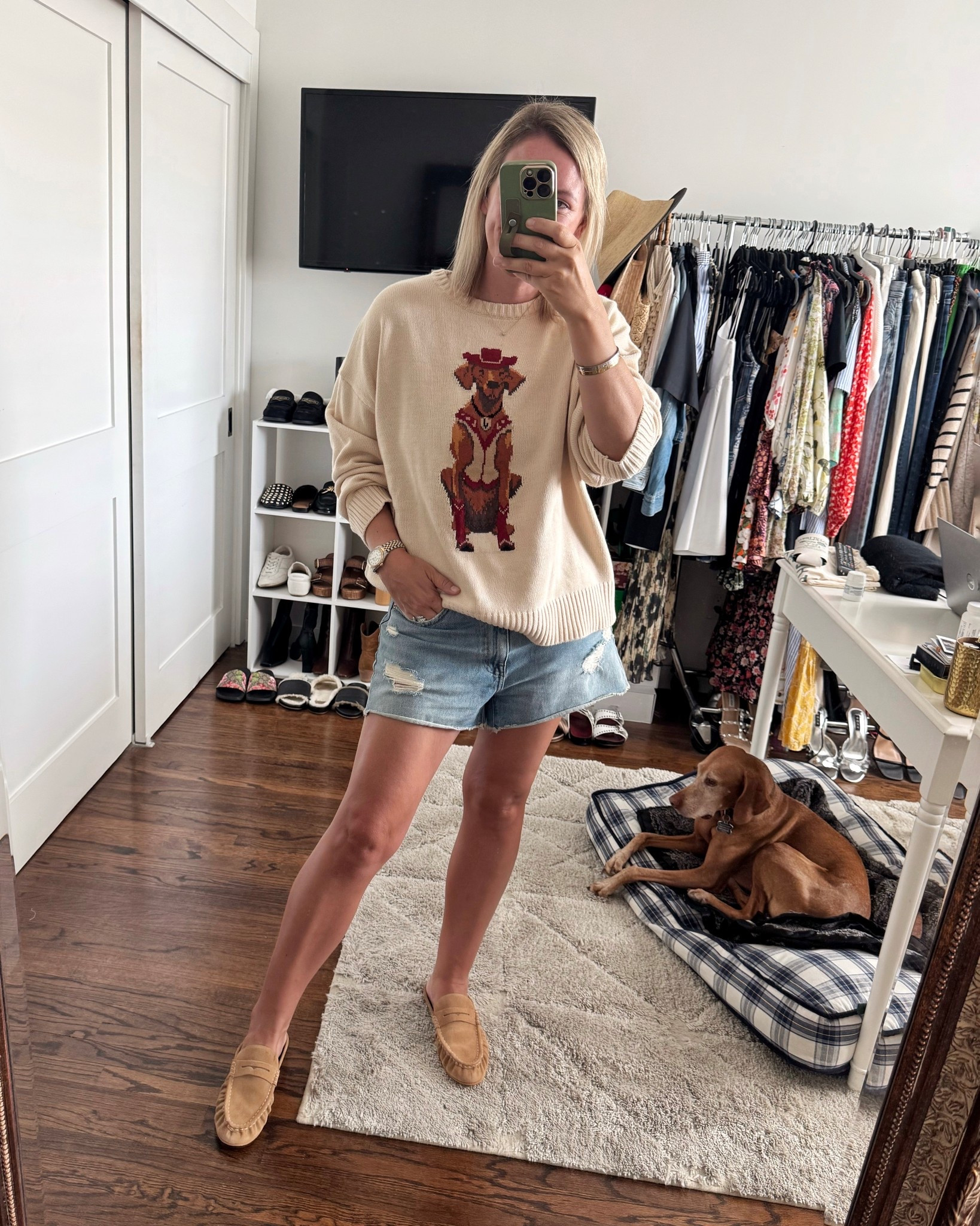 Hands down the most comfy loafers I’ve tried and so good for fall. Also, this sweater 😍

#LTKSeasonal