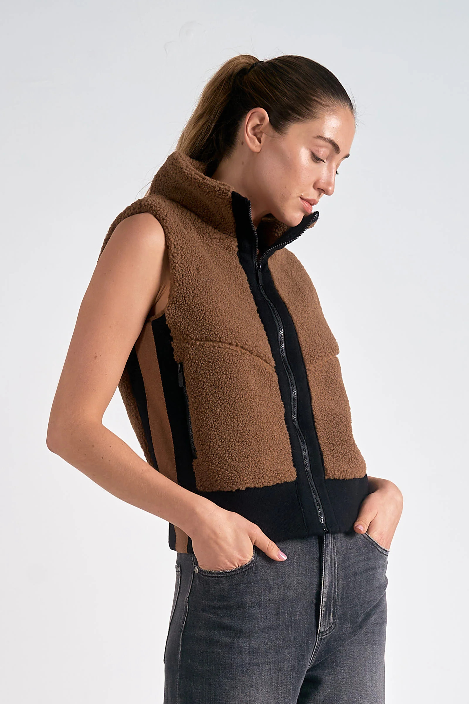 Vancouver Vest | Shop Elan