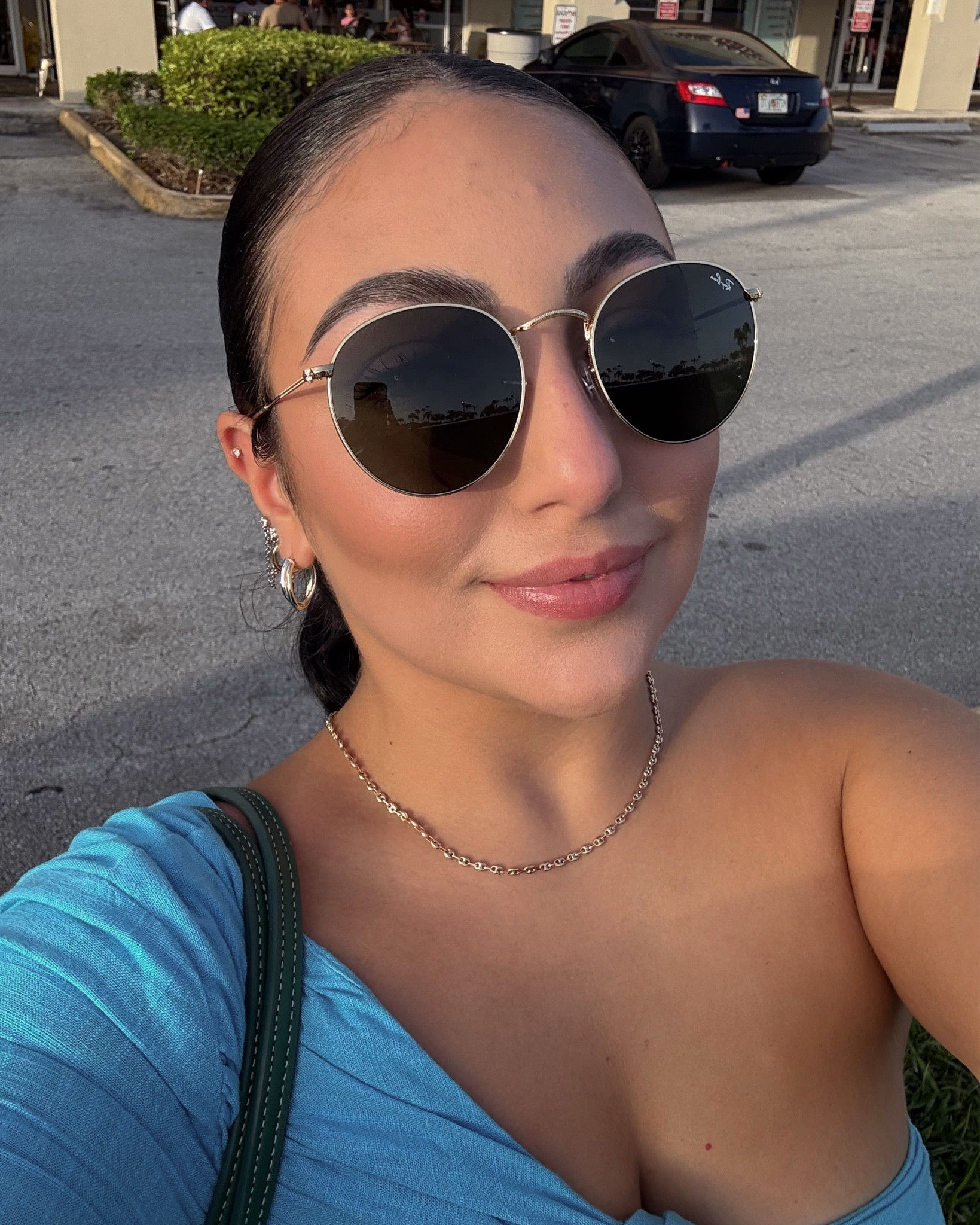 Obsessed with these glasses 🥹

#LTKPetite #LTKBeauty #LTKStyleTip