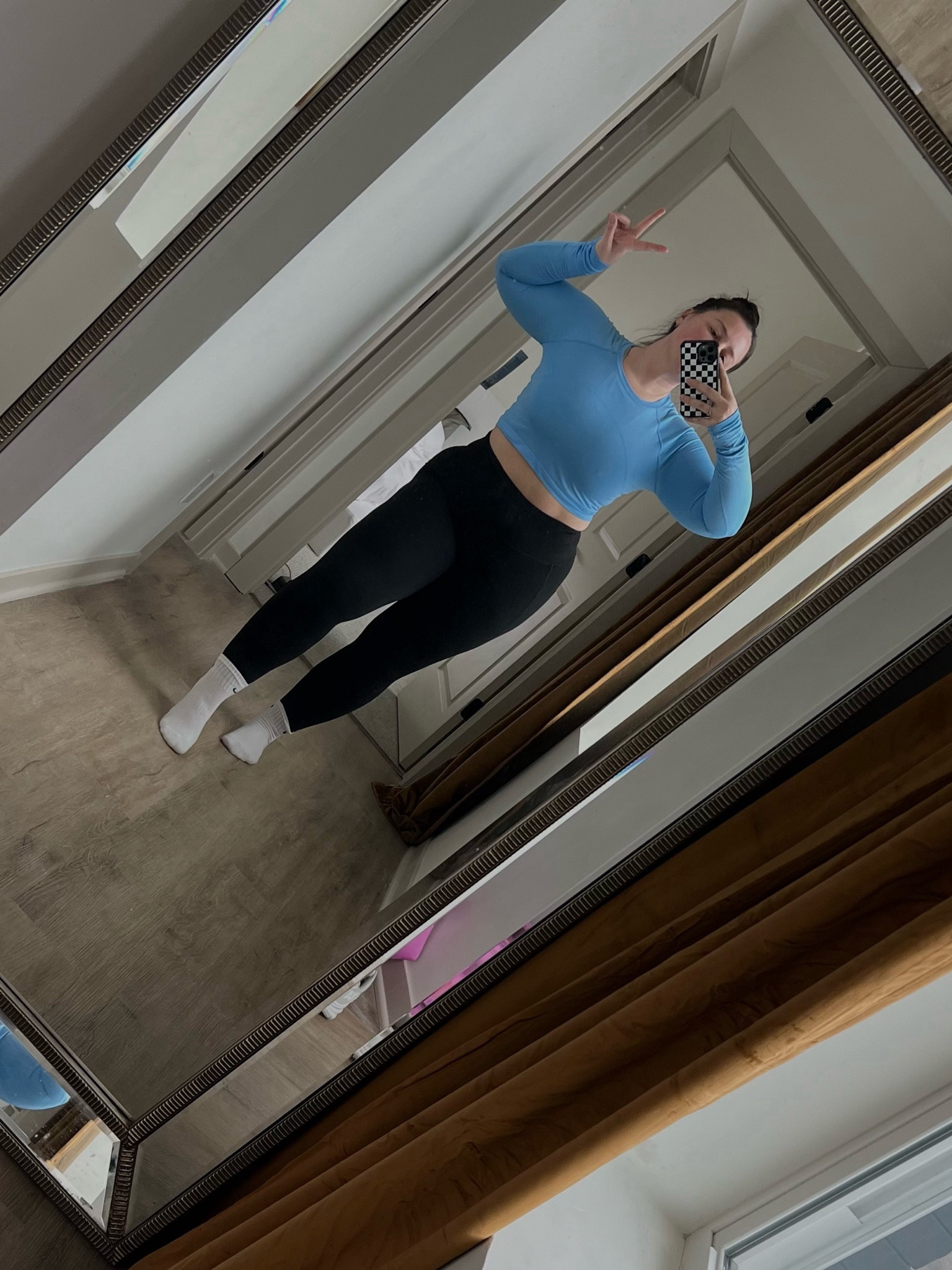 Obsessed with this blue long sleeve lulu lemon workout top 🩵  this is the cropped version but I also linked the 2 other lengths!

#LTKfitness