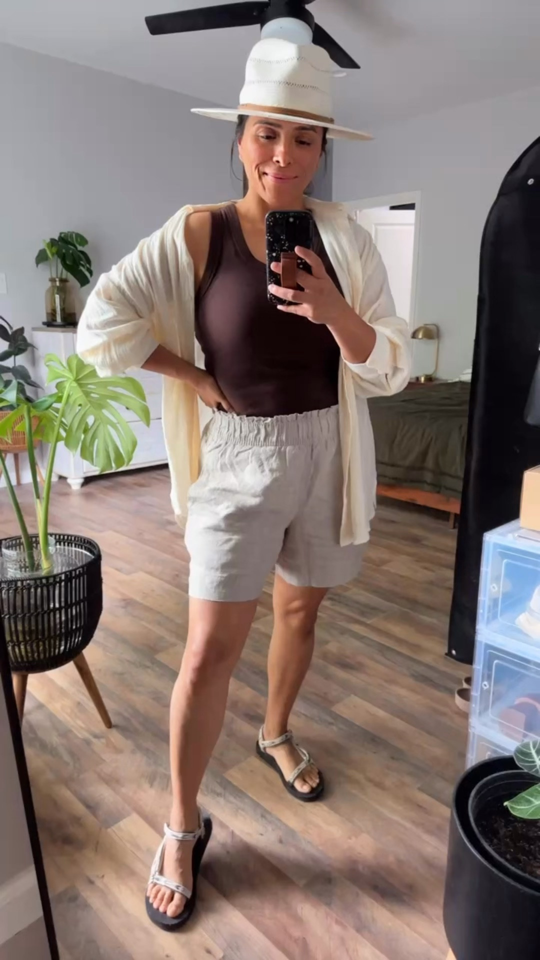 Spring outfits 2026
Summer outfit 
Vacation outfit 
Linen shorts 


#LTKMothersDay #LTKMidsize #LTKmomlife