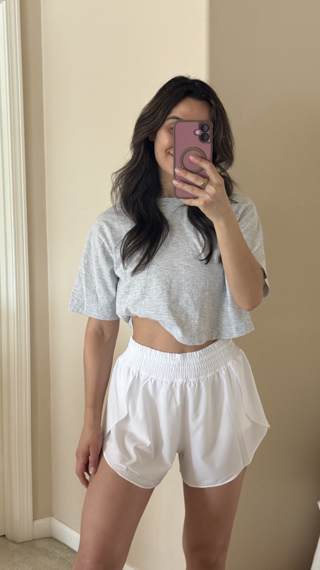 Mixing and matching to make some fresh looks with my favorite pieces. Linked it all up. White shorts I’m wearing a small. Black shorts an XS. Comment FIT for all the links! https://liketk.it/6hdH4

#gymfits #40something #gymfashion #gymshorts
