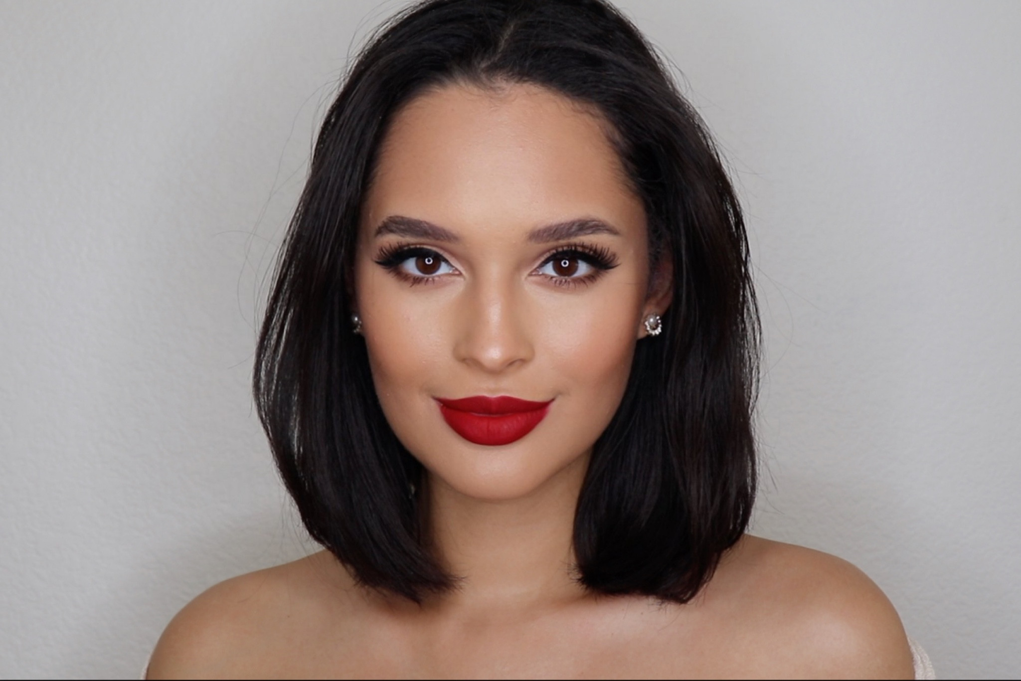 simple classic glam makeup look 

#LTKbeauty