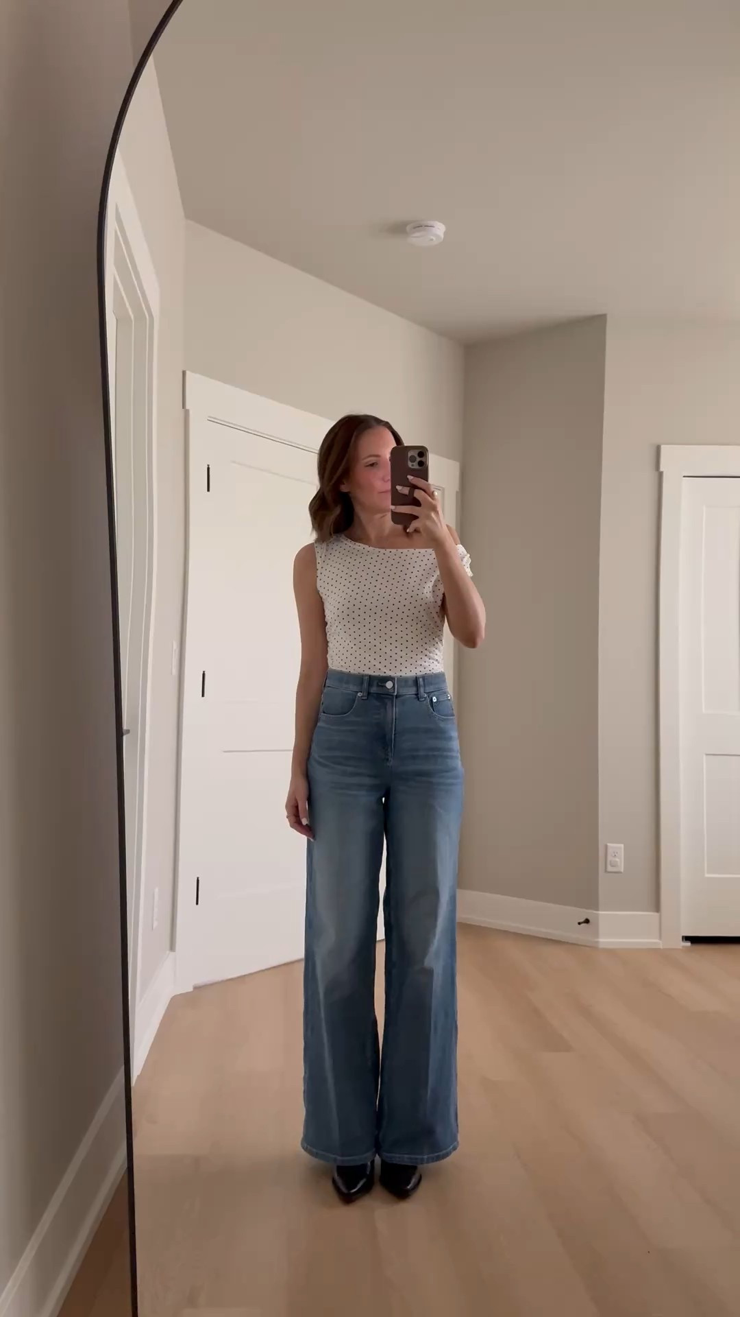 The most flattering denim on sale! My polka dot top is an Amazon find!

Spanx jeans, Amazon fashion, polka dot top 

#LTKootd