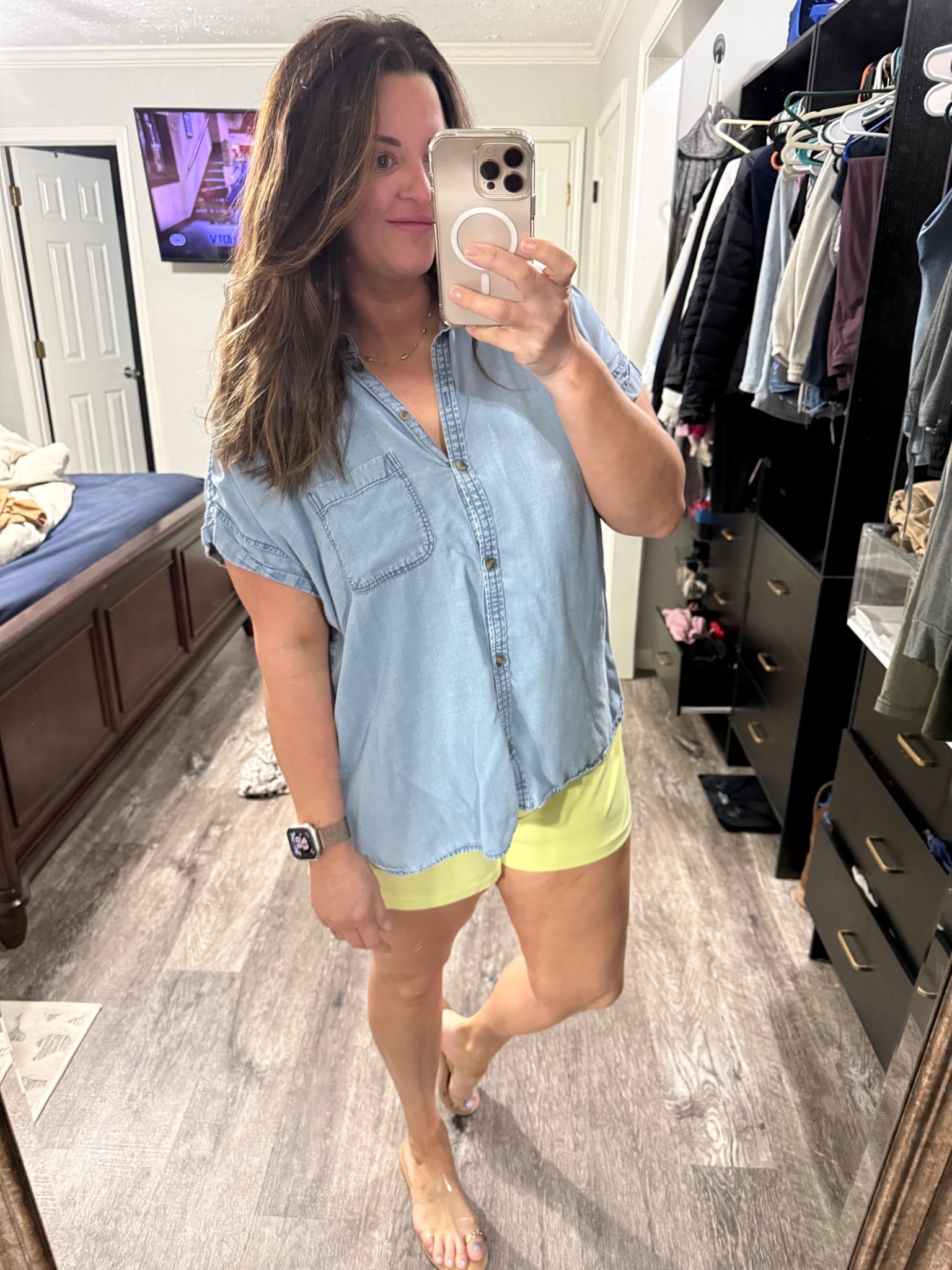 Casual OOTD

#LTKSeasonal #LTKootd #LTKMidsize