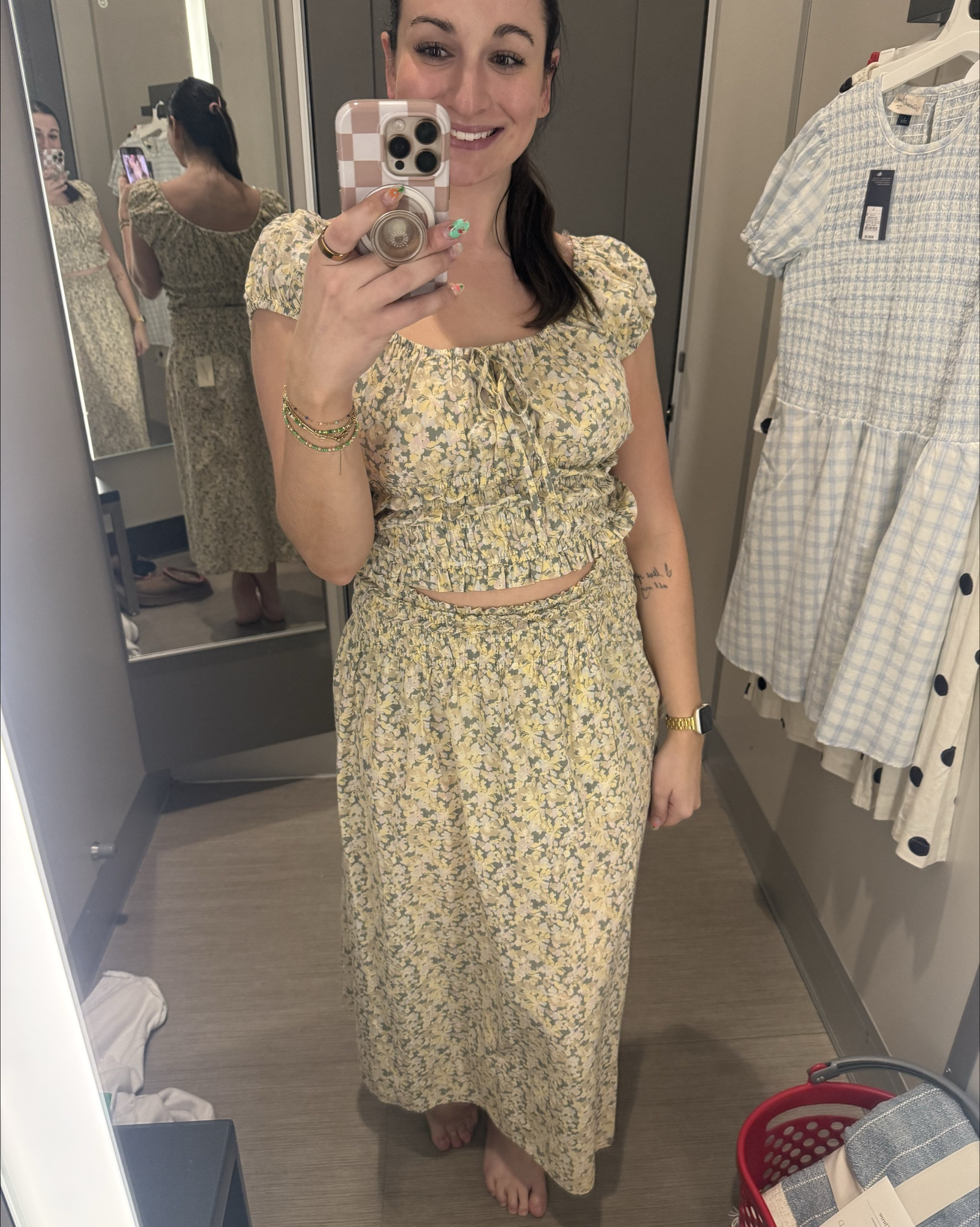 Spring dresses are officially having their moment 🌼💛 Target’s sale is FULL of the prettiest patterns right now and I’m obsessed
Florals (obviously), soft pastels, breezy fabrics, and those easy throw-on-and-go styles that make you feel instantly put together 🙌 The kind of dresses you’ll wear on repeat—from brunch to errands to patio nights
And the best part? They look expensive… but the prices say otherwise 😉
Which pattern are you picking—floral, stripes, or something bold? 👀

#LTKSeasonal #LTKootd