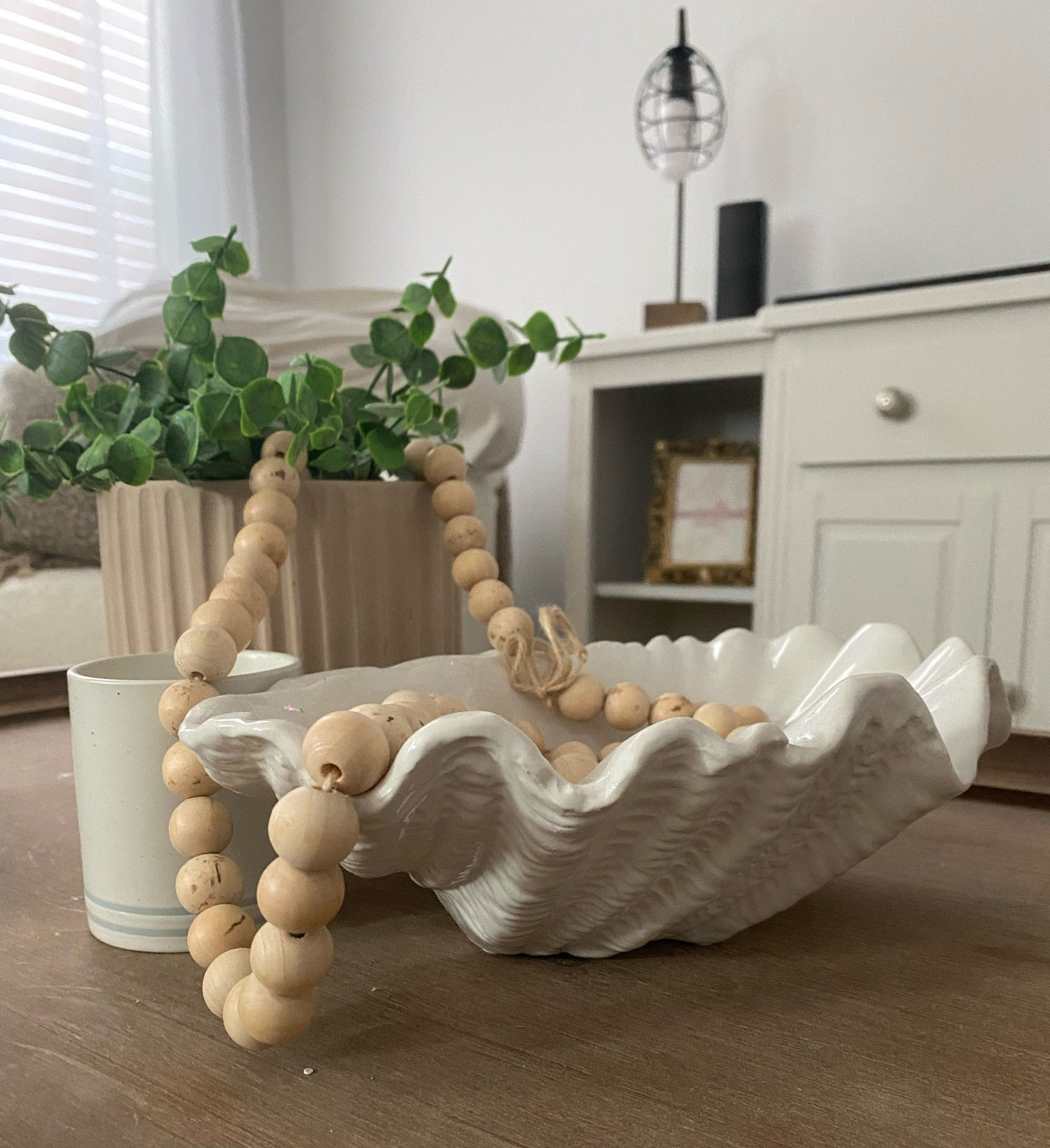 This she’ll Bowl was the perfect edition to my coffee table 🐚🏝️

#LTKFind #LTKhome #LTKSeasonal