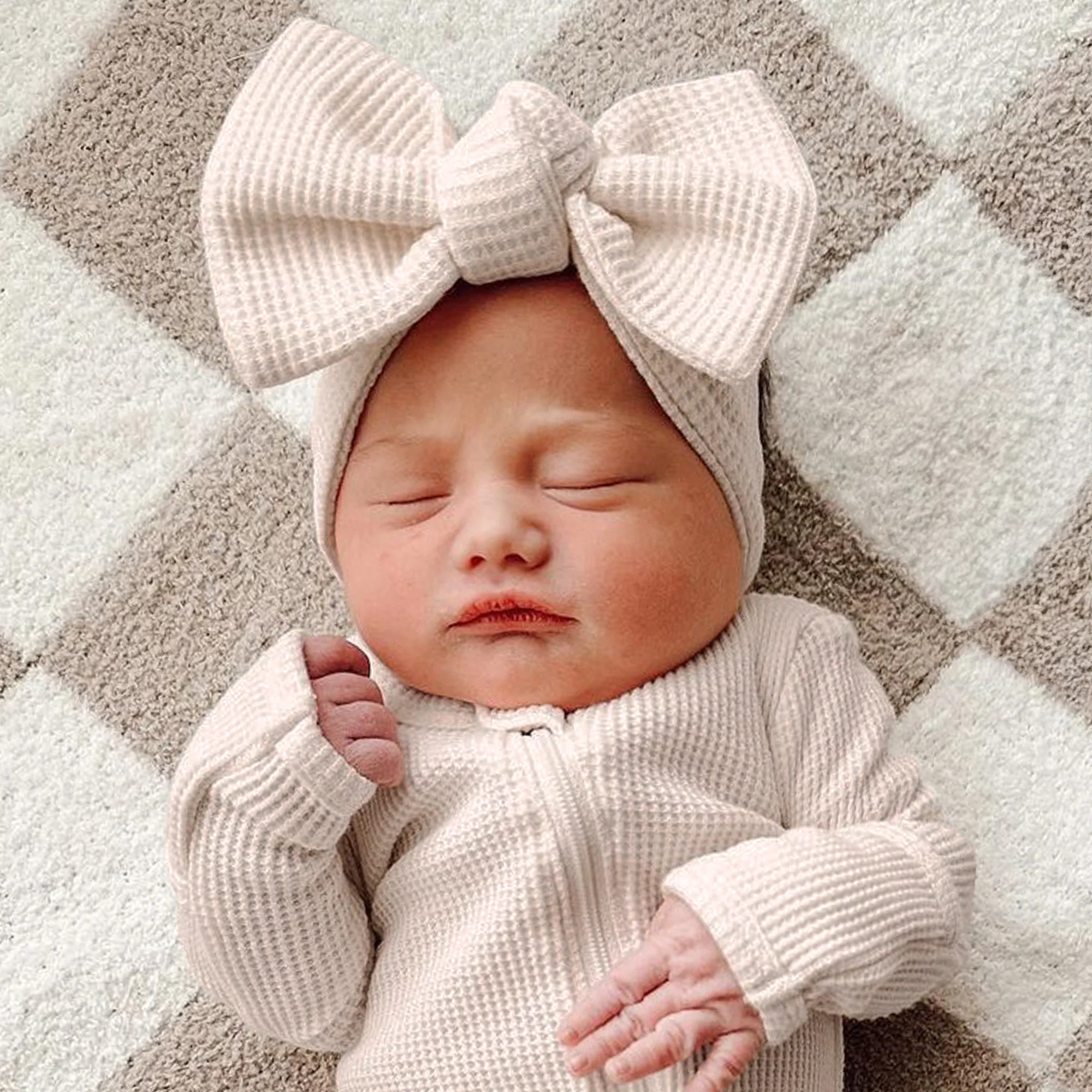 Organic Waffle Knot Bow, Snow | SpearmintLOVE