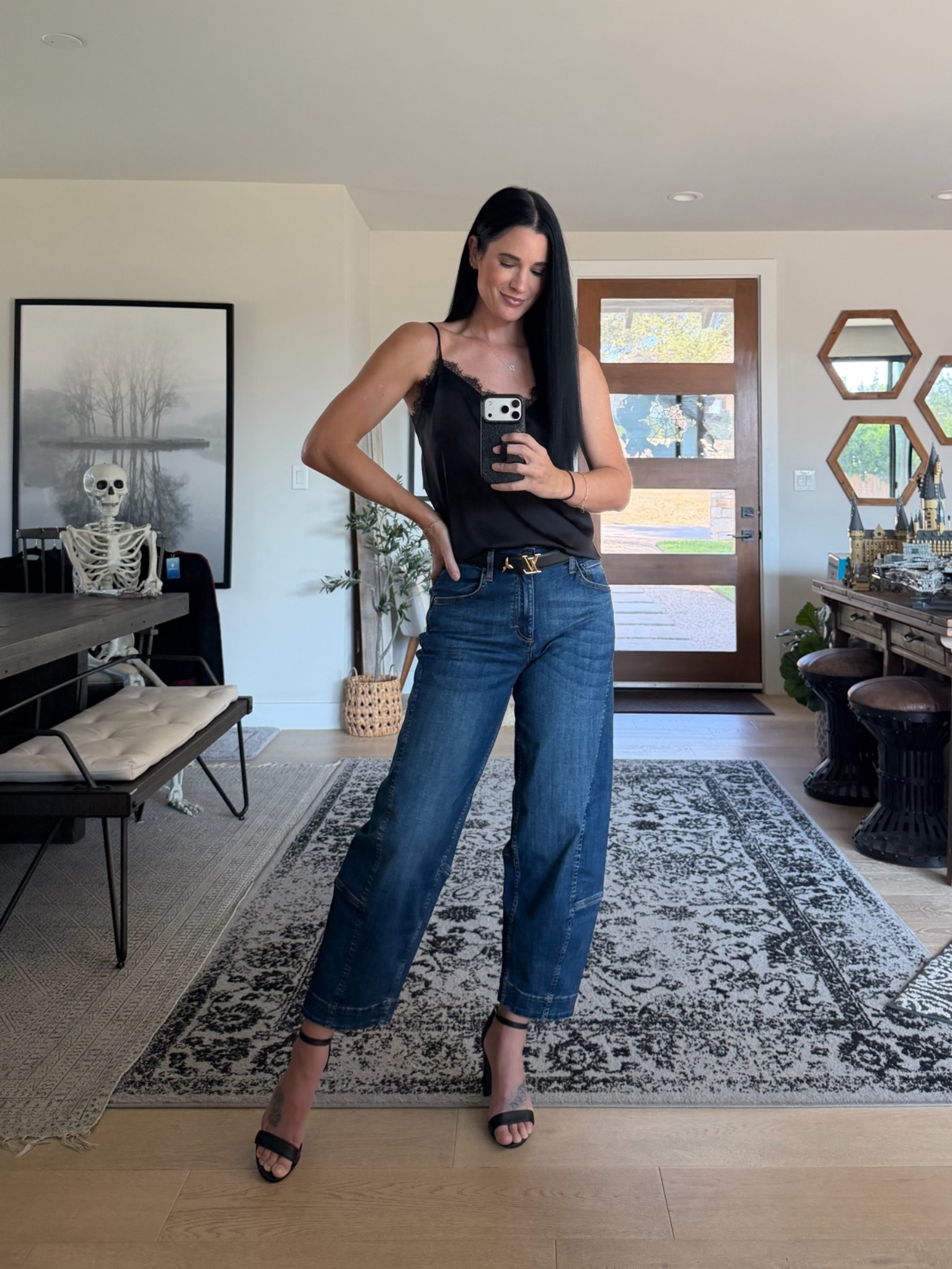 These new barrel jeans from @Ruti are perfect for fall. This is actually my third pair of barrel jeans from them and they are some of my favorite jeans I’ve ever worn and I am outrageously picky when it comes to denim. I am in a size 4. ￼

#LTKTall #LTKOver40