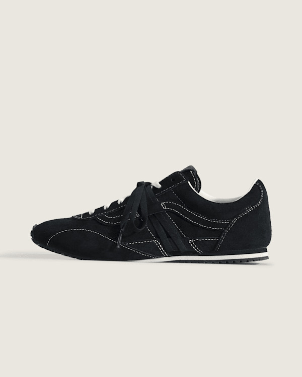 Vans Premium Super Lowpro Trainer Shoes (Black) - 5.0 Boys / 6.5 Women | Vans (US)