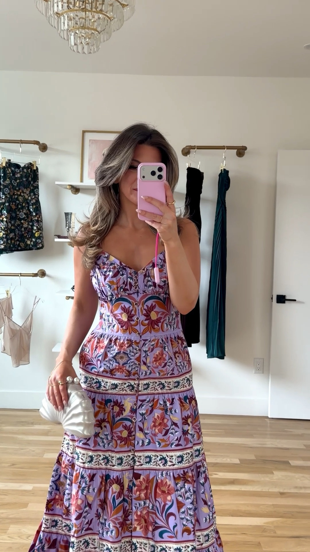 Purple floral resortwear wedding guest destination dress

Electric picks code: Emerson20

Weering my usual small/2

Resortwear
Summer
Destination
Vacation
Floral
Wedding guest
Summer party

#LTKootd #LTKWedding #LTKSeasonal