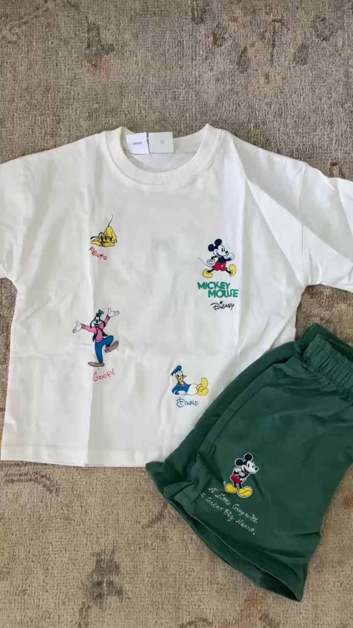 Mickey set for Disney from @Zara !

Zara, Zara kids, Disney, Zara Disney, kids Disney outfits, Disney sets, boy mom, grace white

#LTKKids #LTKBaby #LTKTravel