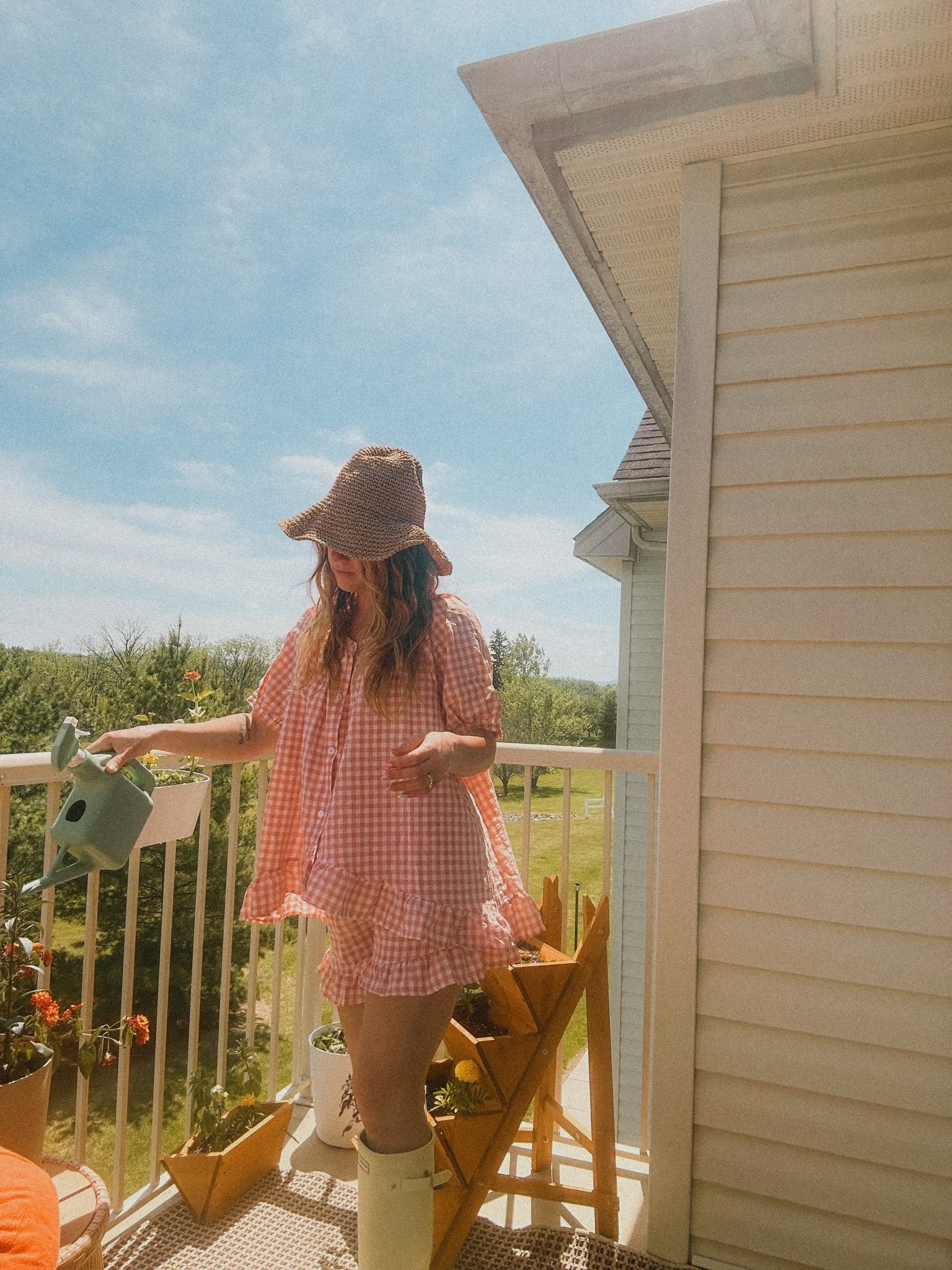 Pinterest girlie vibes.. the cutest set with my straw hat 🌸🌸🌸

#LTKdayinmylife #LTKootd #LTKselfcare