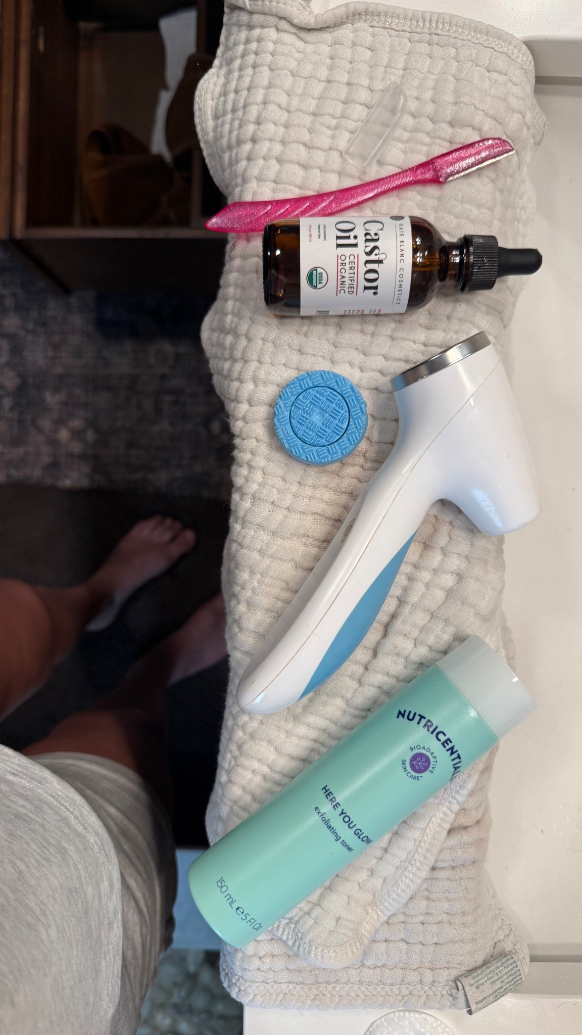 My current at-home glow-up routine essentials! Dermaplaning, exfoliating, and nourishing with a few skincare must-haves that leave my skin soft, smooth, and radiant. Everything linked on my LTK — clean, simple, and effective skincare staples! #LTKbeauty #SkincareRoutine #GlowUpAtHome #DermaplaningEssentials #CastorOilBenefits #NuSkinTools #ExfoliateAndGlow #CleanBeauty #SelfCareEssentials #SkincareTools #MomGlowUp #SkincareFavorites #LTKunder50 #StayAtHomeGlow #BeautyRoutine #LTKfinds #LTKmom #SkincareTips #HomeSpaVibes #NontoxicSkincare

#LTKHome #LTKBeauty