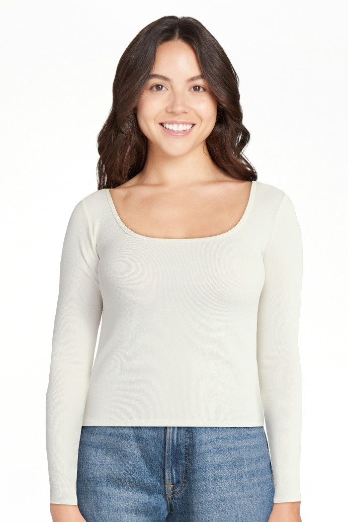 No Boundaries Square Neck Tee with Long Sleeves, Women's | Walmart (US)