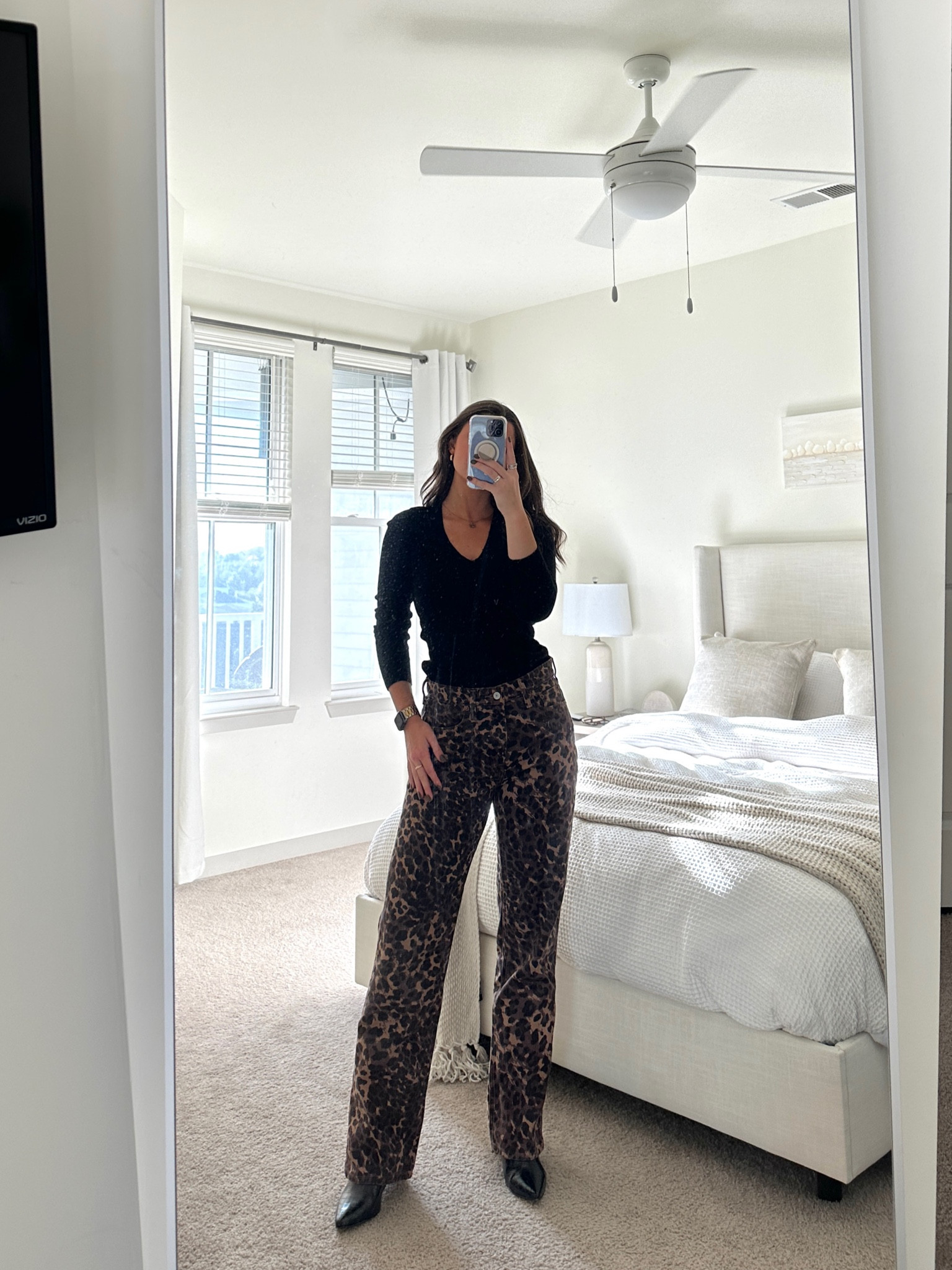 These cheetah pants are my favorite thing right now!! 


#LTKStyleTip