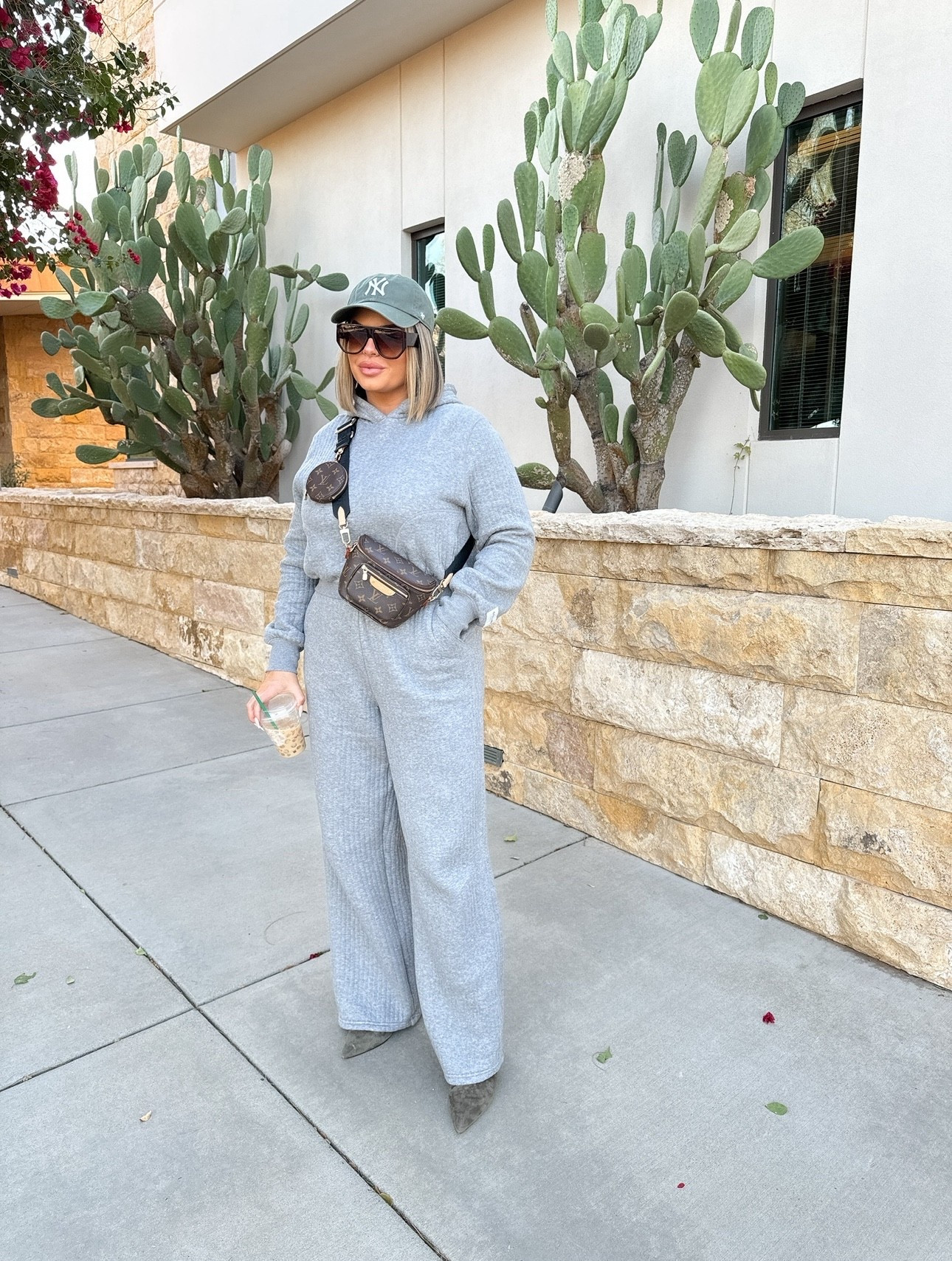 They brought back one of my favorite sets from last year… The only difference is they don’t have the hood on the sweatshirt this year. Wearing a medium in the top and L tall in the pants 
Boots size up 