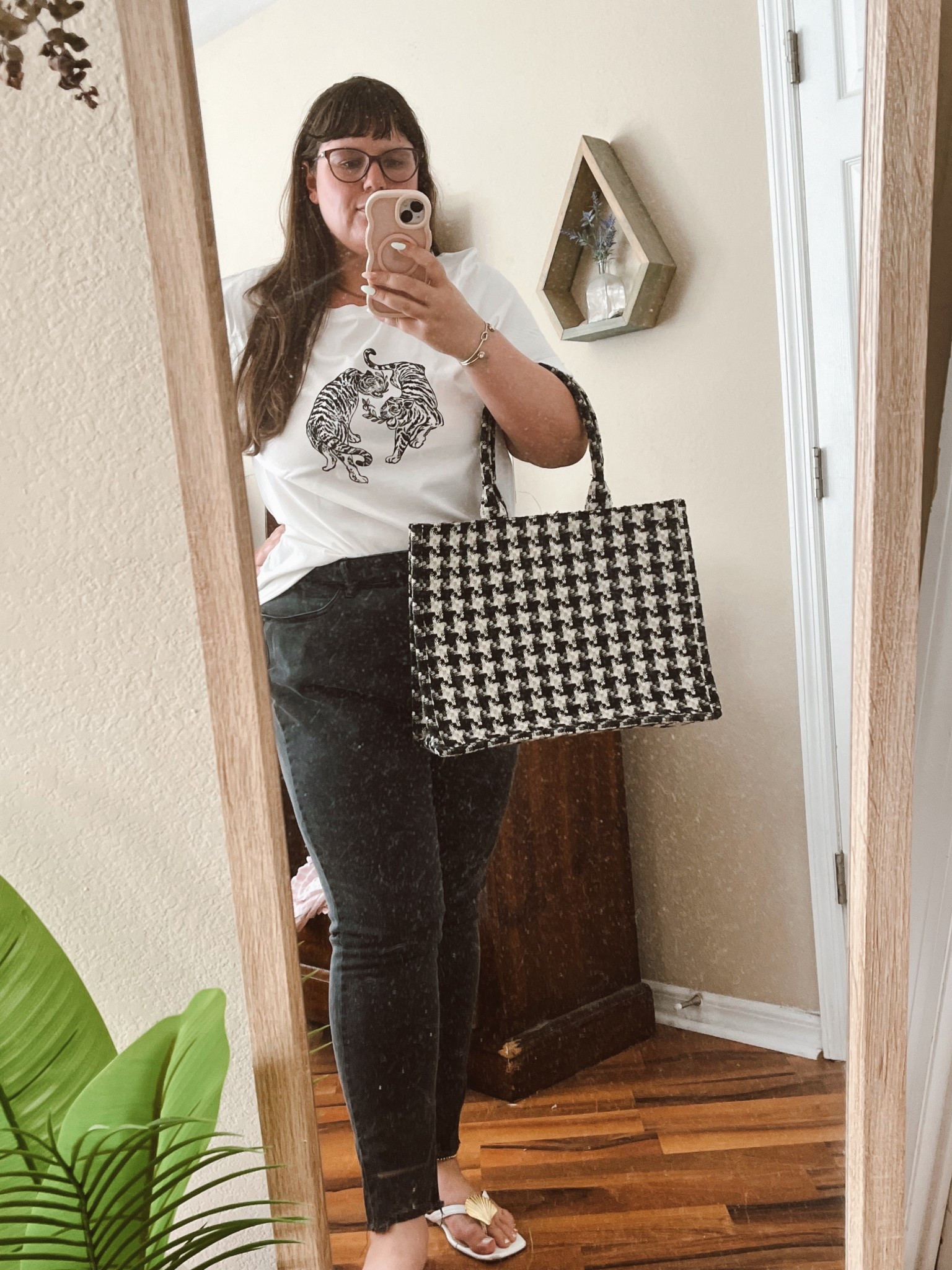 Black & White OOTD 🩶

LTKSeasonal / LTKshoecrush / ltkfindsunder100 / ltkfindsunder50 / LTKsalealert / LTKstyletip / ootd / Nordstrom / tiger shirt / tiger tee / tiger t-shirt / houndstooth bag / houndstooth handbag / unique bag / unique handbag / H&M / H&M tote / tote bag / tote / trendy / trendy tote bag / black jeans / black skinny jeans / white sandals / spring sandals / spring ootd / spring outfit / spring outfits / sale / sale alert / coach / coach outlet / coach cuff bracelet / cuff bracelet 

#LTKMidsize #LTKPlusSize #LTKItBag