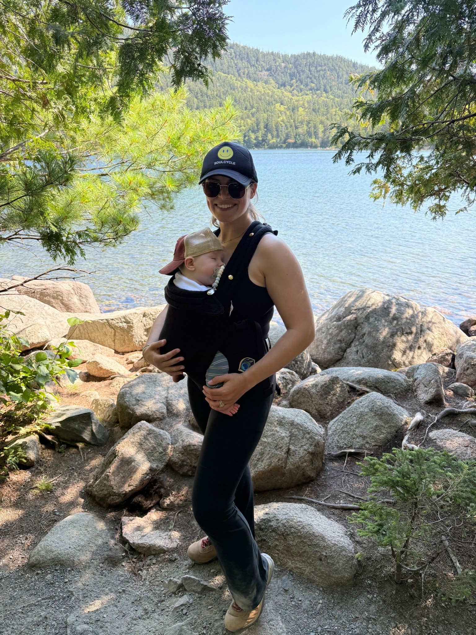 Nursing approved hiking outfit 

#LTKStyleTip #LTKFindsUnder50 #LTKBaby