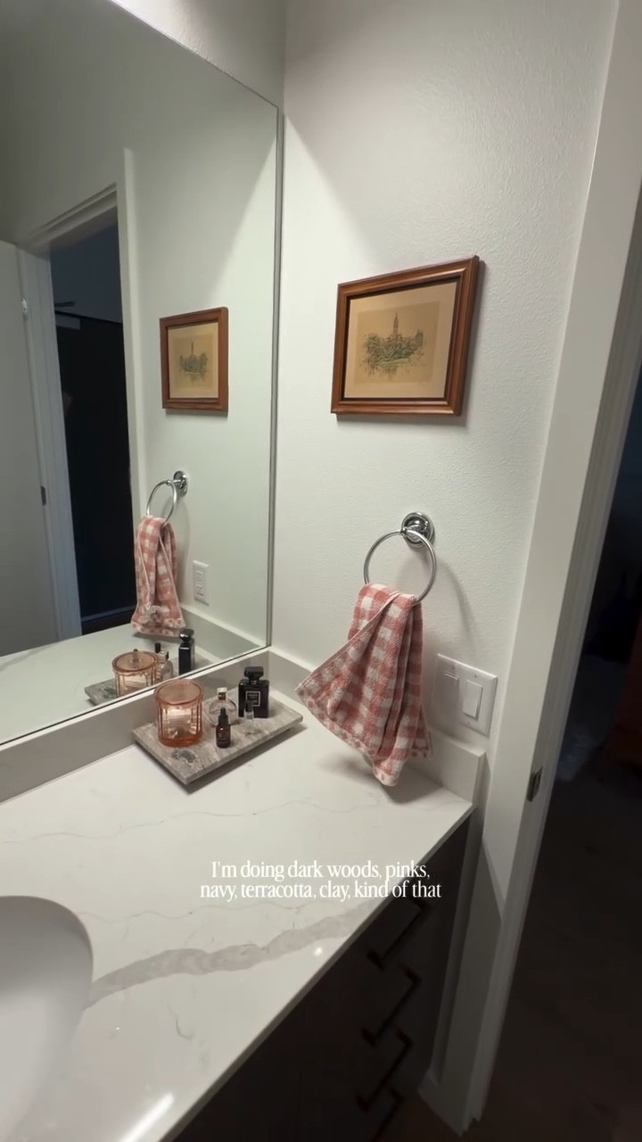 Slowly completing rooms in my apartment. Bathroom is up first!

#lifestylecontent #target #roomupgrade #bathroom