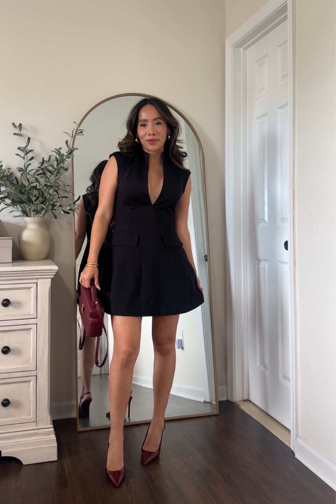 Perfect little black dress for the holidays 

#LTKSaleAlert #LTKStyleTip #LTKFindsUnder50