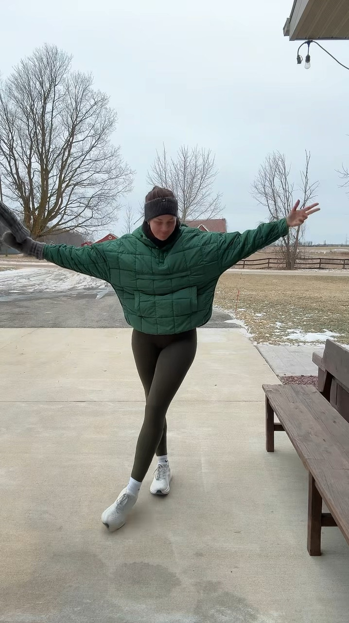 Running outfit 

#LTKSeasonal #LTKFindsUnder50 #LTKFindsUnder100