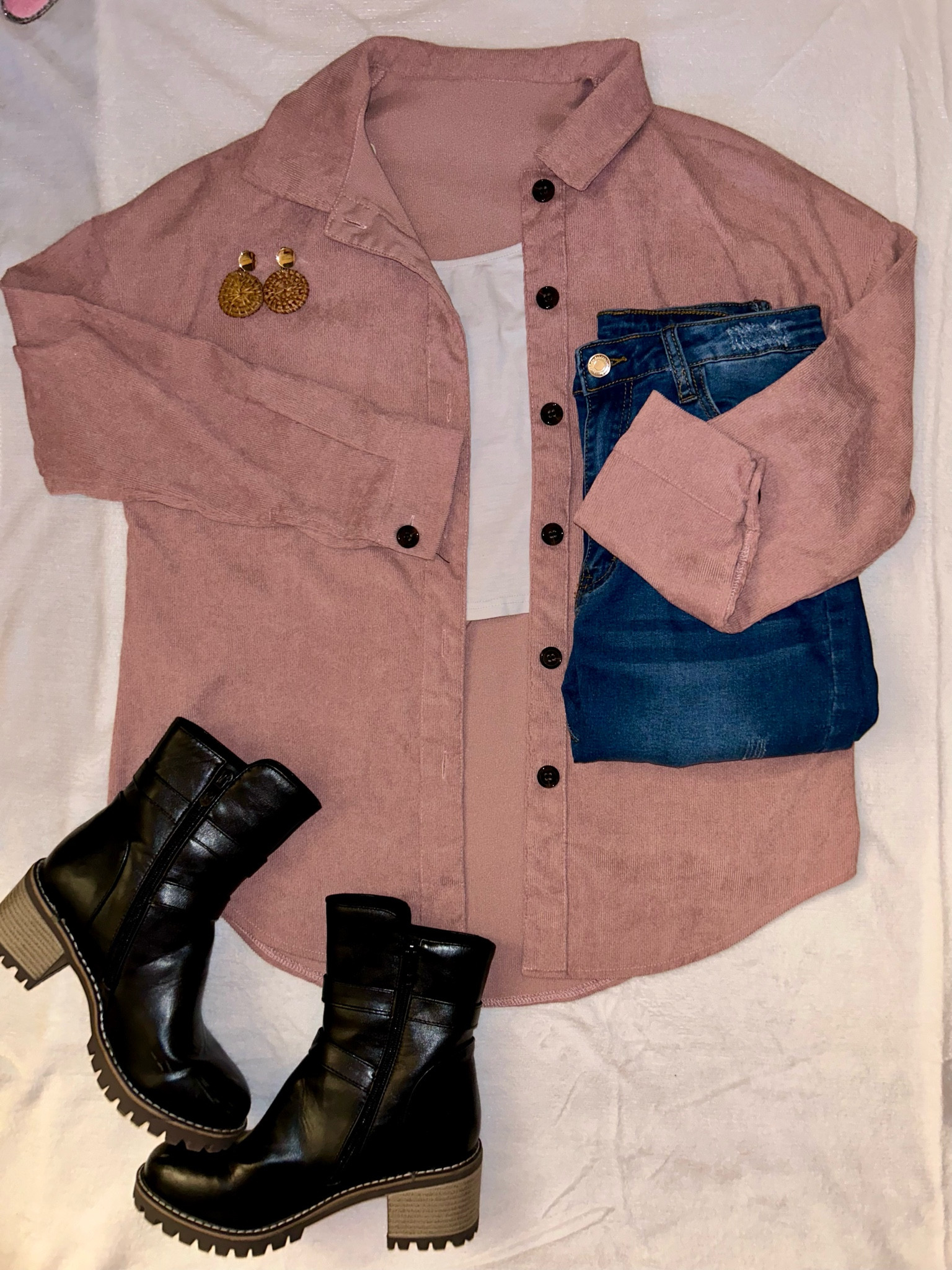 Sharing this Knit Shacket from Shein & it’s sooooo good! Love the fit, fabric & it comes in 16 colors. 🤩 
I went with my true size & it was perfect!! 


#LTKfindsunder50 #LTKstyletip