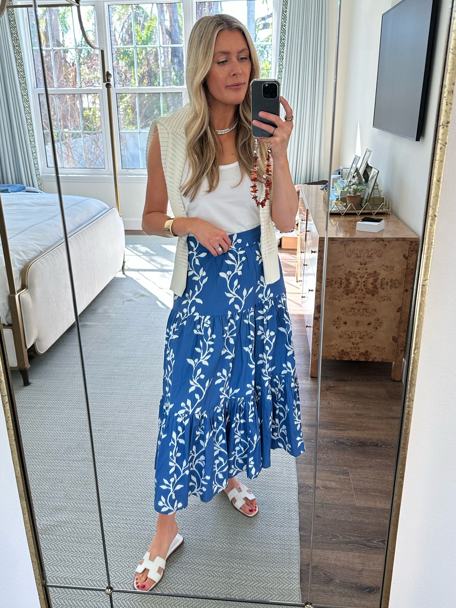 Margaret of York x Shop Navy Bleu collab 💙

#LTKStyleTip #LTKTravel #LTKFindsUnder100