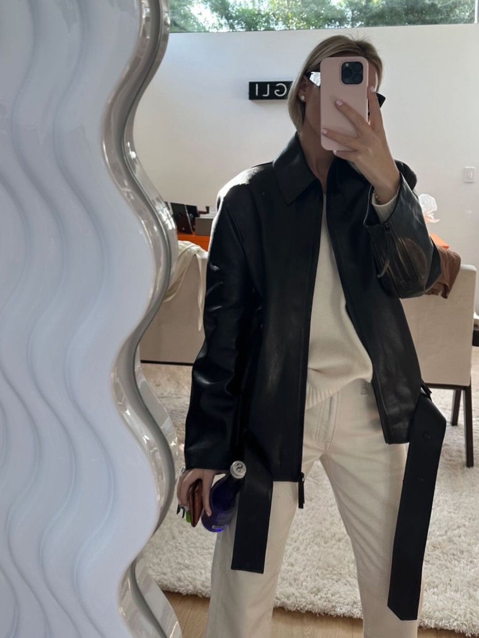 My sweater is Renggli🤍

#LTKstyletip #LTKSeasonal #LTKshoecrush