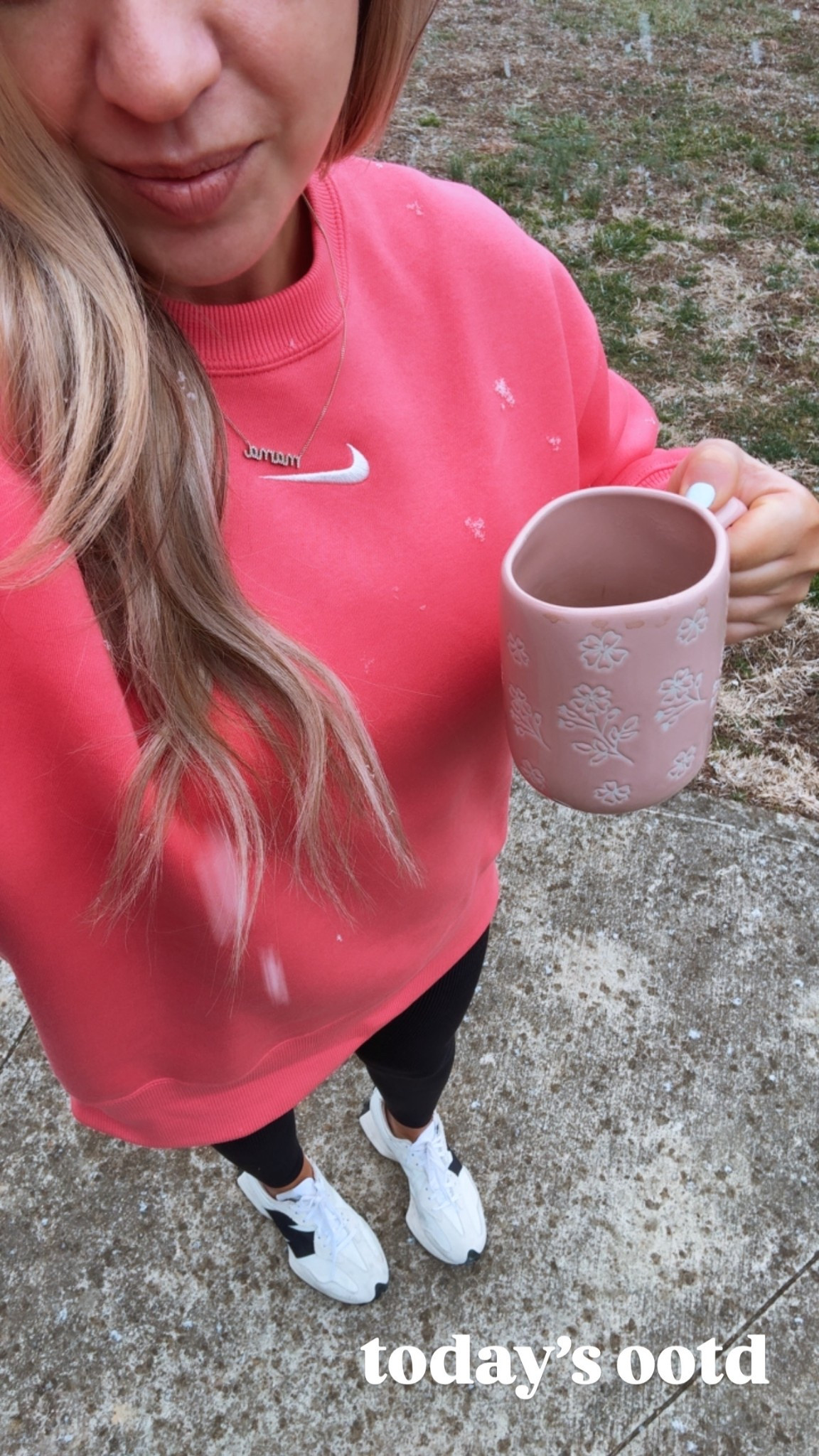 Nike sweatshirt 
Lululemon leggings 
New balance sneakers 


#LTKSeasonal #LTKootd #LTKSpringSale