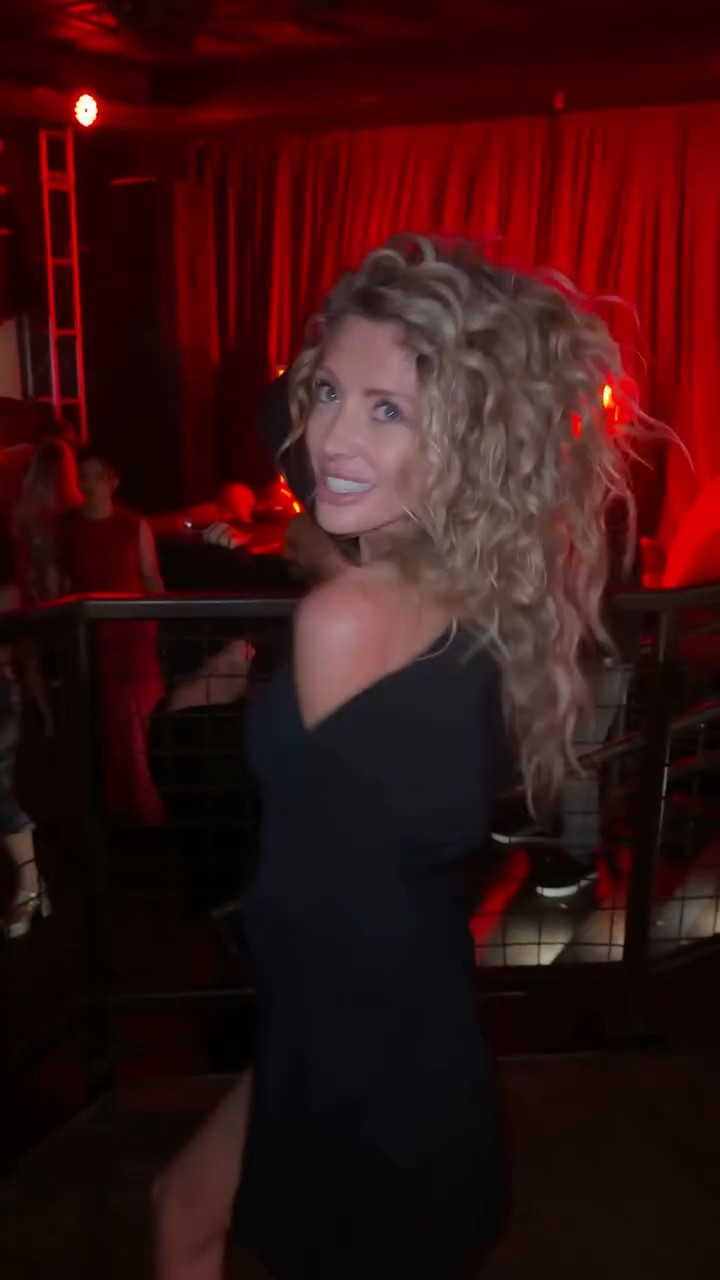 pov natural curls are the outfit 👩‍🦱

#LTKootd #LTKdayinmylife #LTKValentine