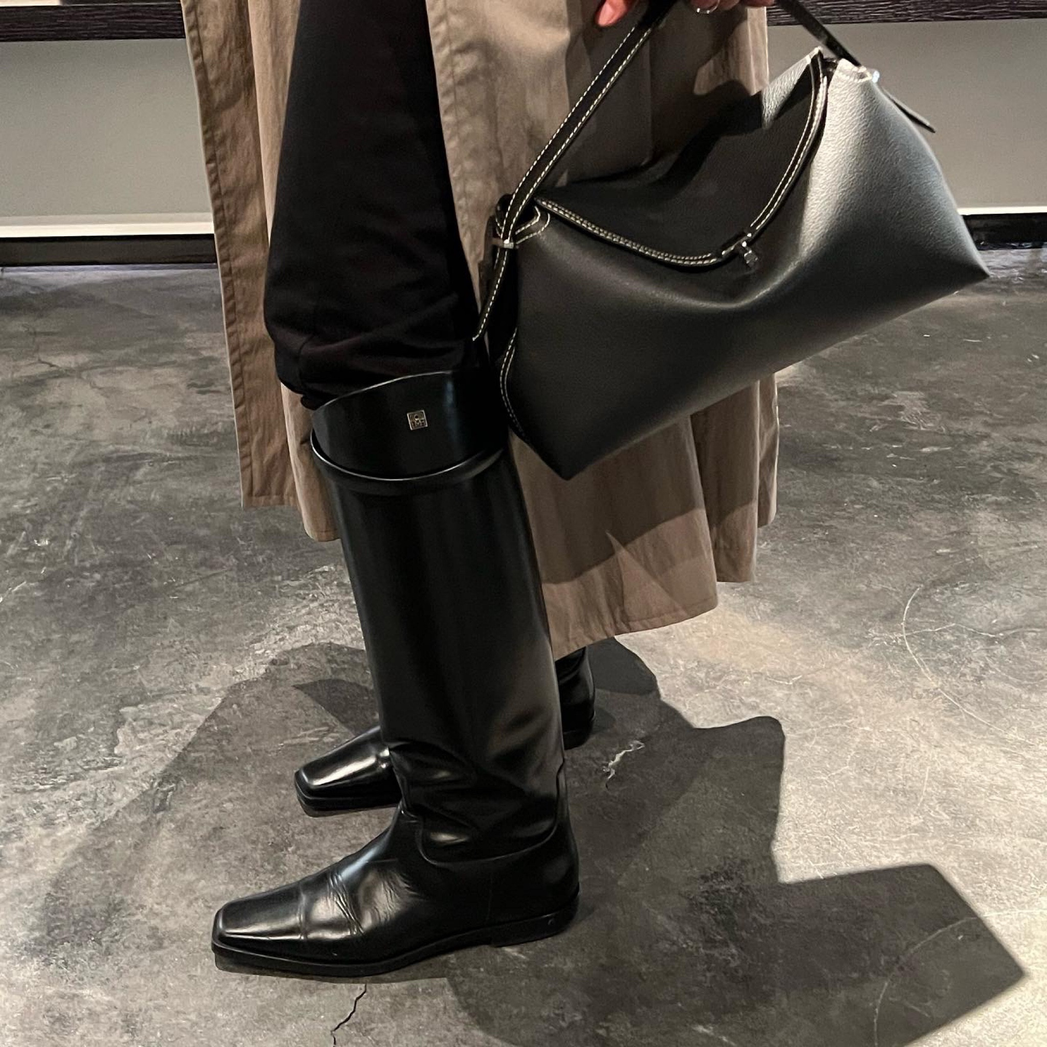 Toteme’s new design is here. Love the brand signature curved lines. #TotemeTLock

#LTKGiftGuide #LTKitbag #LTKFind