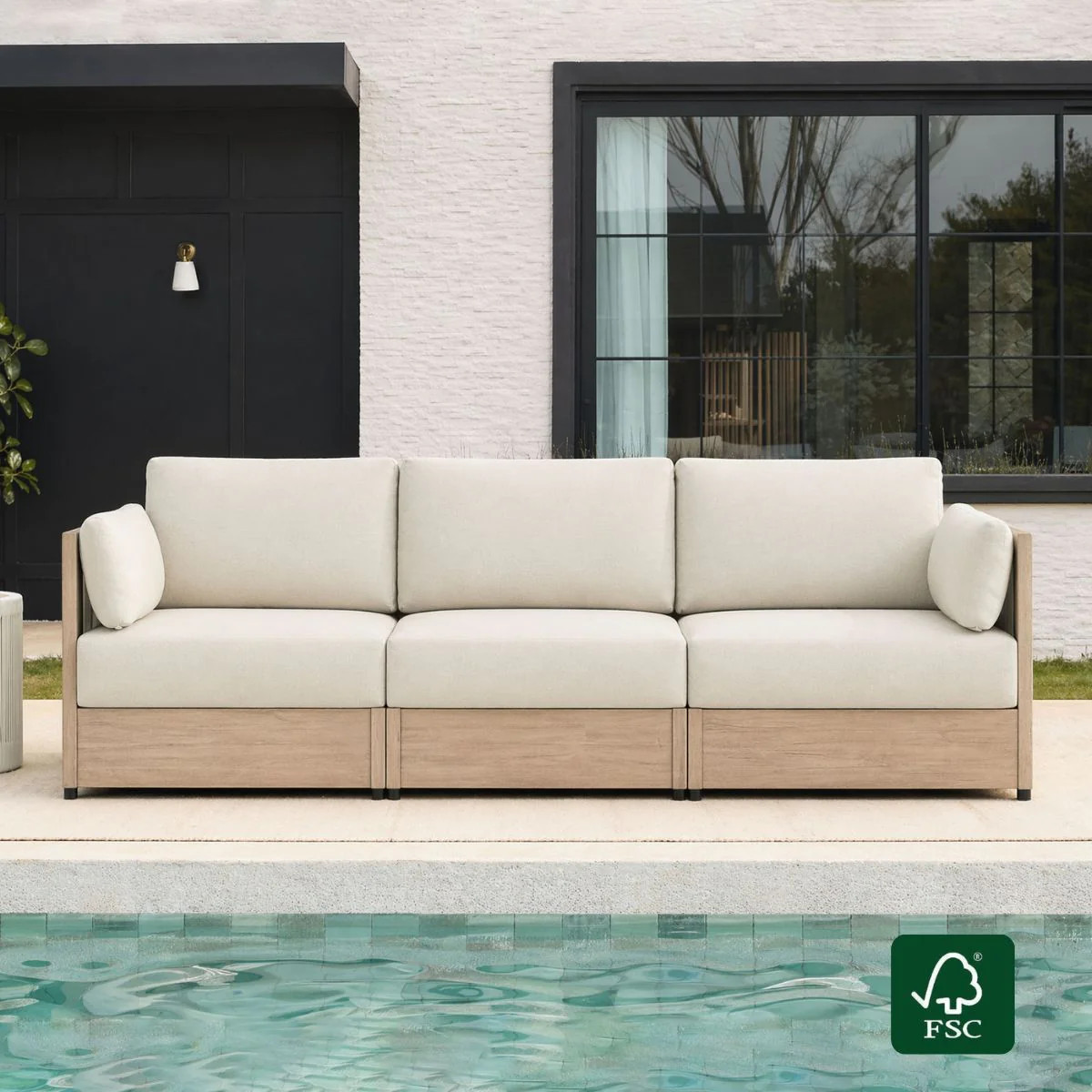Clover Outdoor Modular Sofa | Resilient Lounge Experience | Chita