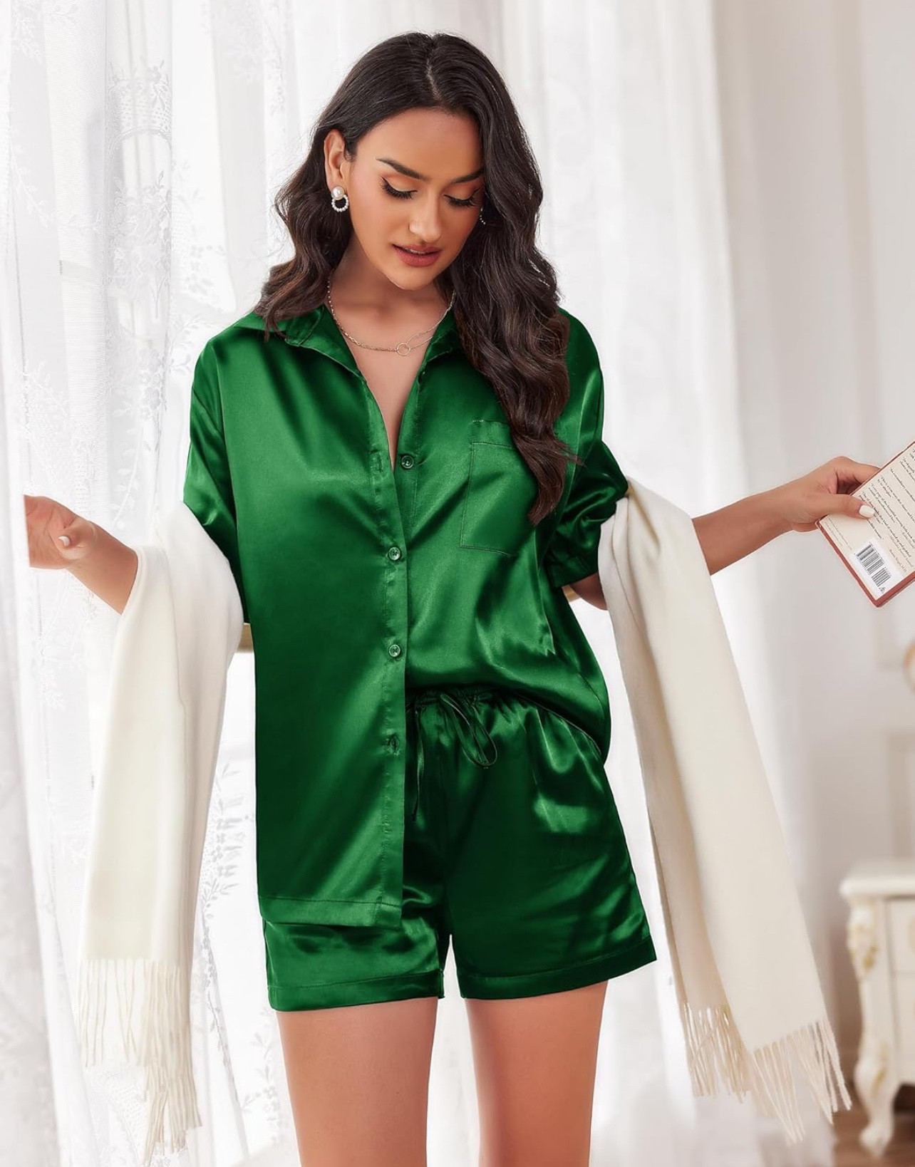 Feeling lucky?🍀 
It’s never too early for St. Patrick’s jammies 

#green #pajamas #stpatricksday #festive #cozy #nightin #LTKHoliday

#LTKstyletip #LTKMostLoved