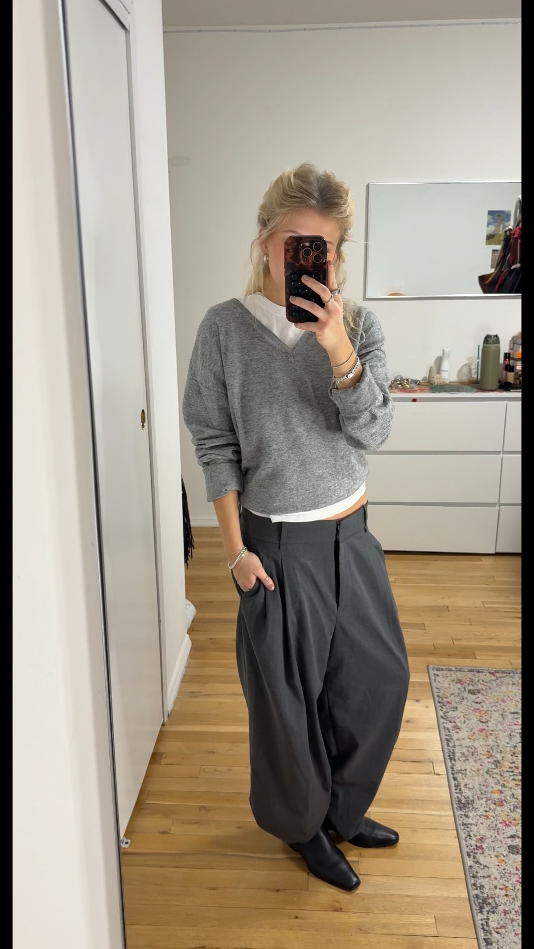 relaxed workwear 

Trousers: 8
Sweater: S