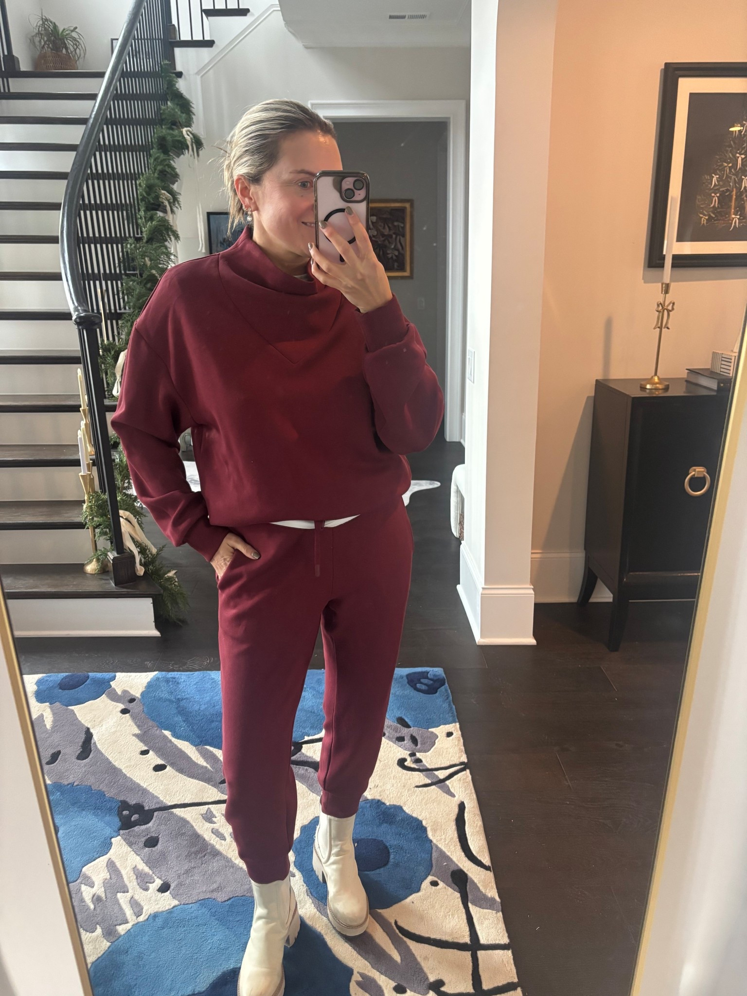 Cold weather lounging.  Simply the best 

#LTKootd #LTKmomlife #LTKdayinmylife