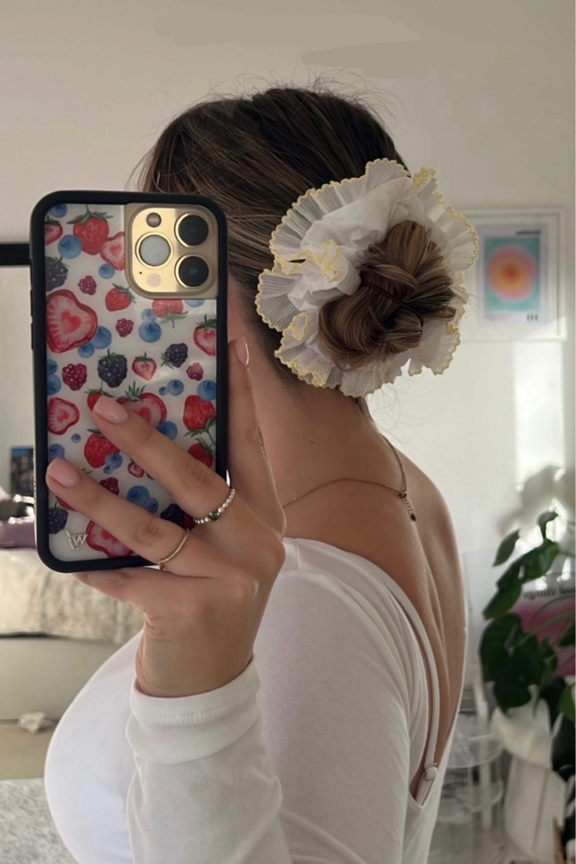 Hollister, Pandora, Etsy, Wildflower, autumn outfit, autumn top, low back top, long sleeve top, scrunchie, pandora rings, pandora jewellery, phone case

#LTKstyletip #LTKSeasonal #LTKeurope