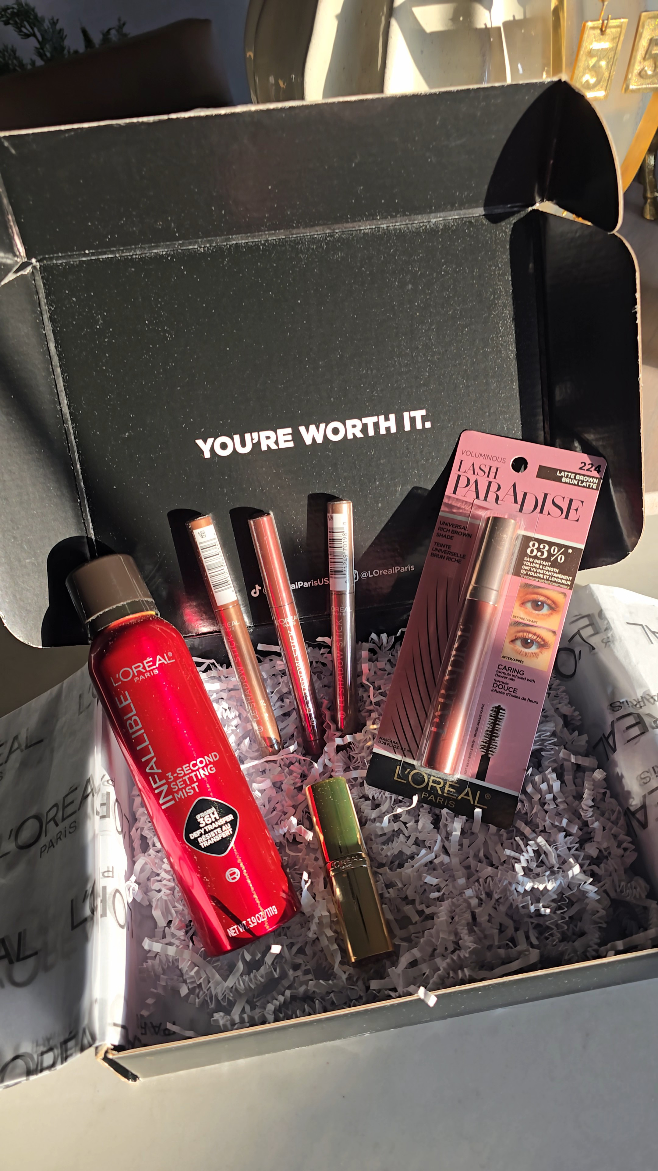 Gifted by L’Oreal 🤍✨ Their new PR box is SO good — the setting spray, 3 eyeshadow sticks, Lash Paradise mascara, and the prettiest lipstick. #LOrealParis #BeautyFavorites

#LTKGiftGuide #LTKBeauty #LTKCyberWeek