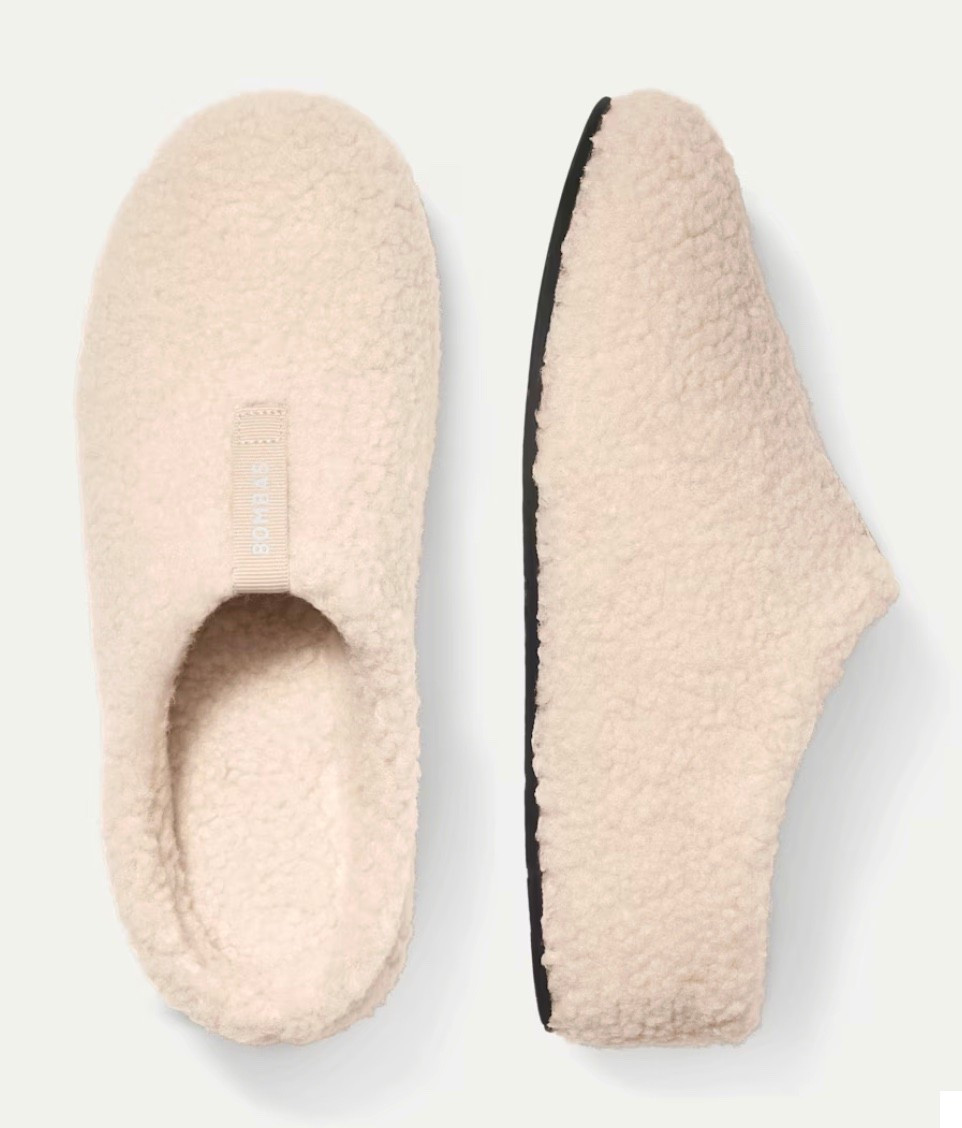 Keep those feet warm + cozy with these Bombas slippers!

#LTKootd #LTKMothersDay #LTKmomlife