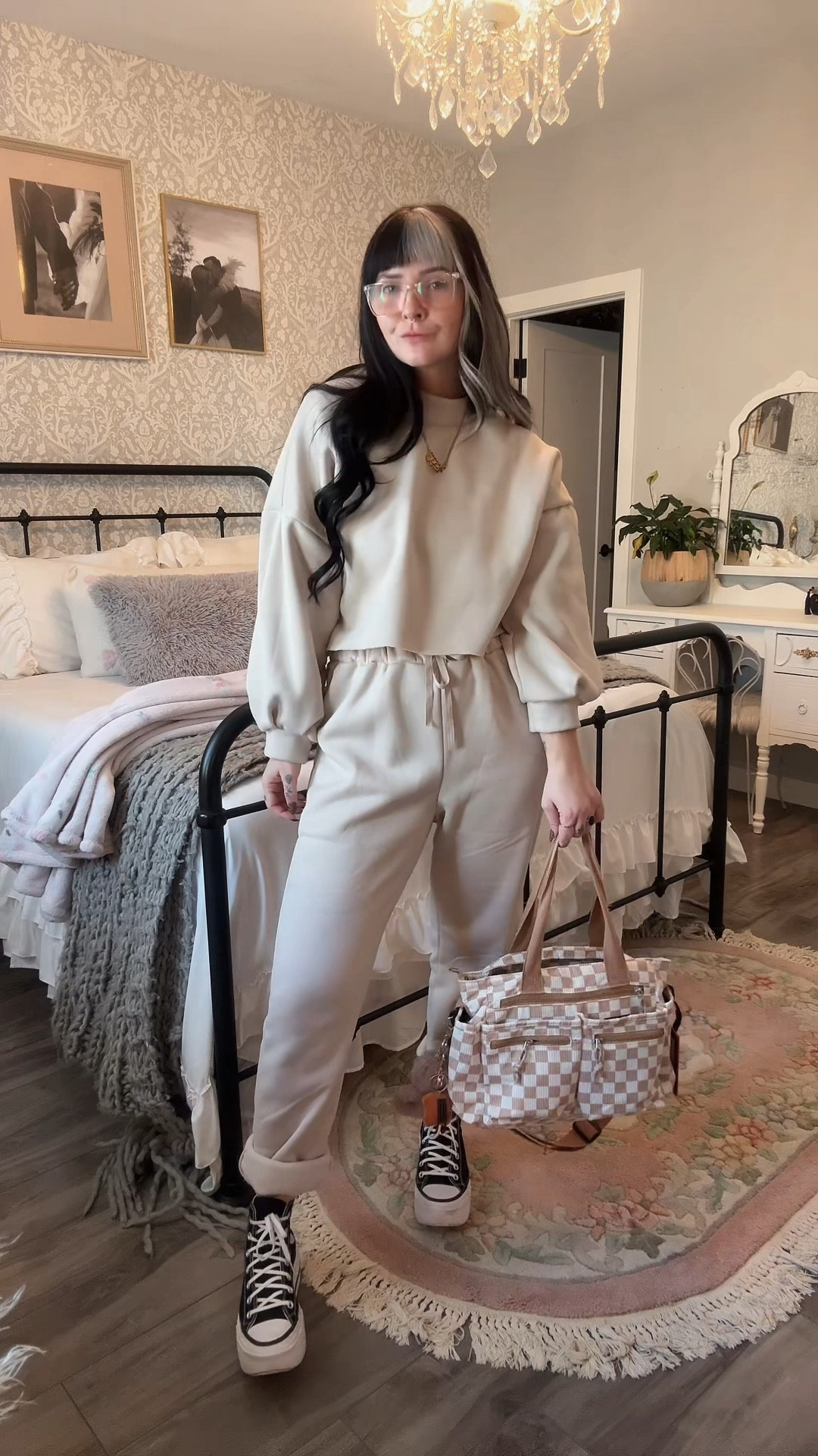 My new plane outfit ✈️

Set from Amazon
Bag from Temu 

#LTKTravel #LTKdayinmylife #LTKootd