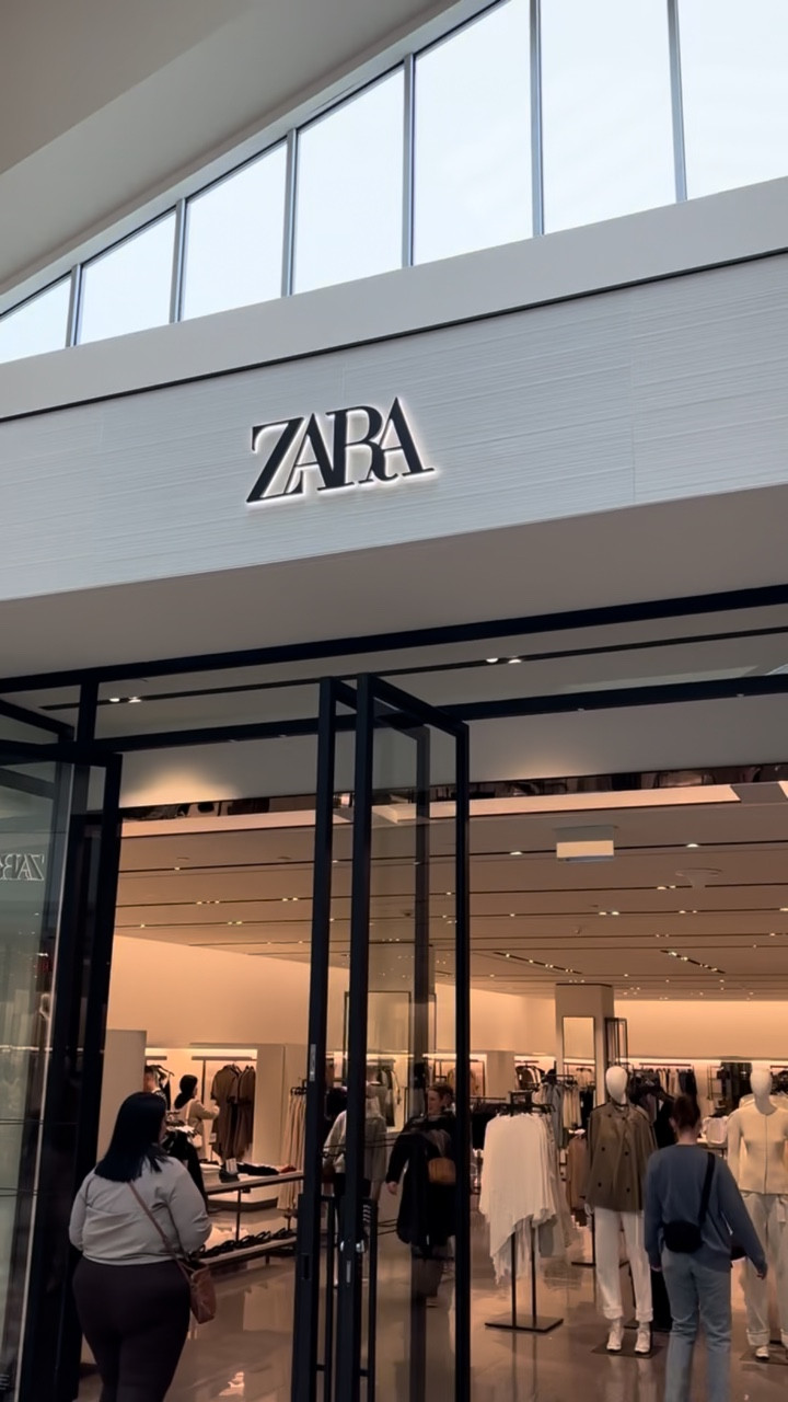 Let’s see what’s in store for Spring @zara Clearly I’m obsessed with jackets! 😂

#seattlecontentcreator #springfashion2026 #jacketobsession