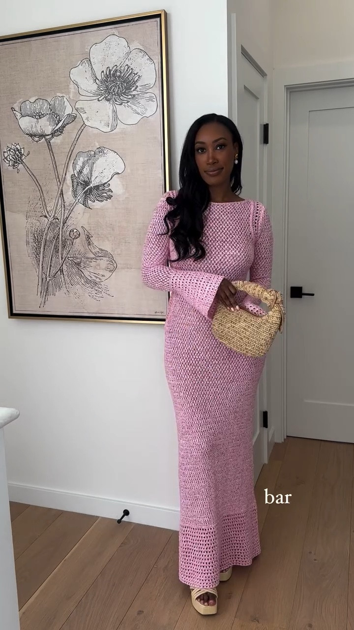 Hello Summer 🌺

Shop my favorite finds for vacation here! 🌴

#LTKootd #LTKSwim #LTKTravel